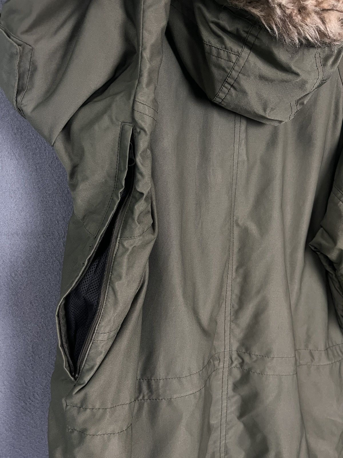 Japanese Brand × Nicole Club × Vintage Nicole Sports Outdoor Jacket Made in Japan Size US L / EU 52-54 / 3 - 12 Thumbnail
