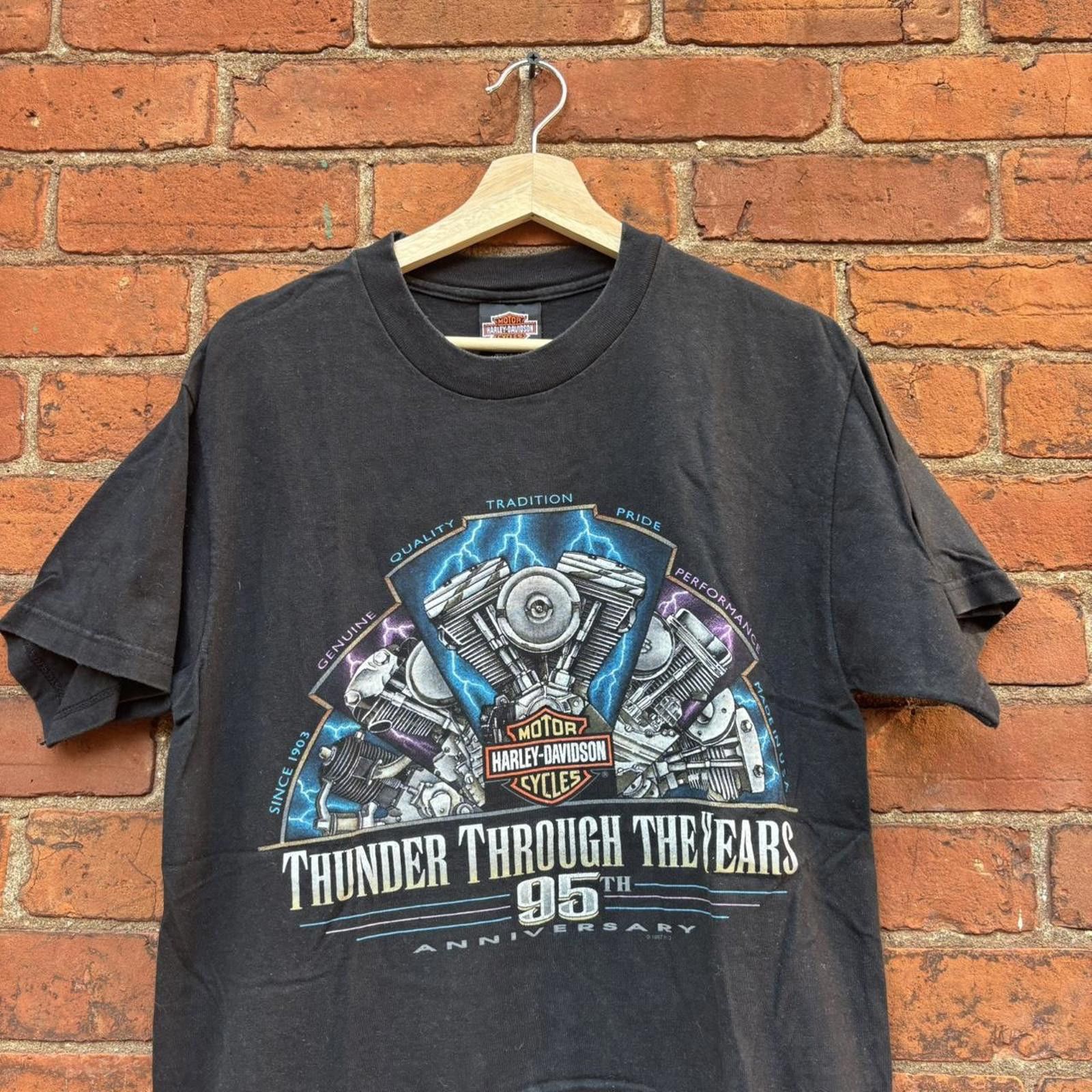 Harley Davidson vintage Harley Davidson thunder over the years 95th t shirt Size US M / EU 48-50 / 2 - 2 Thumbnail