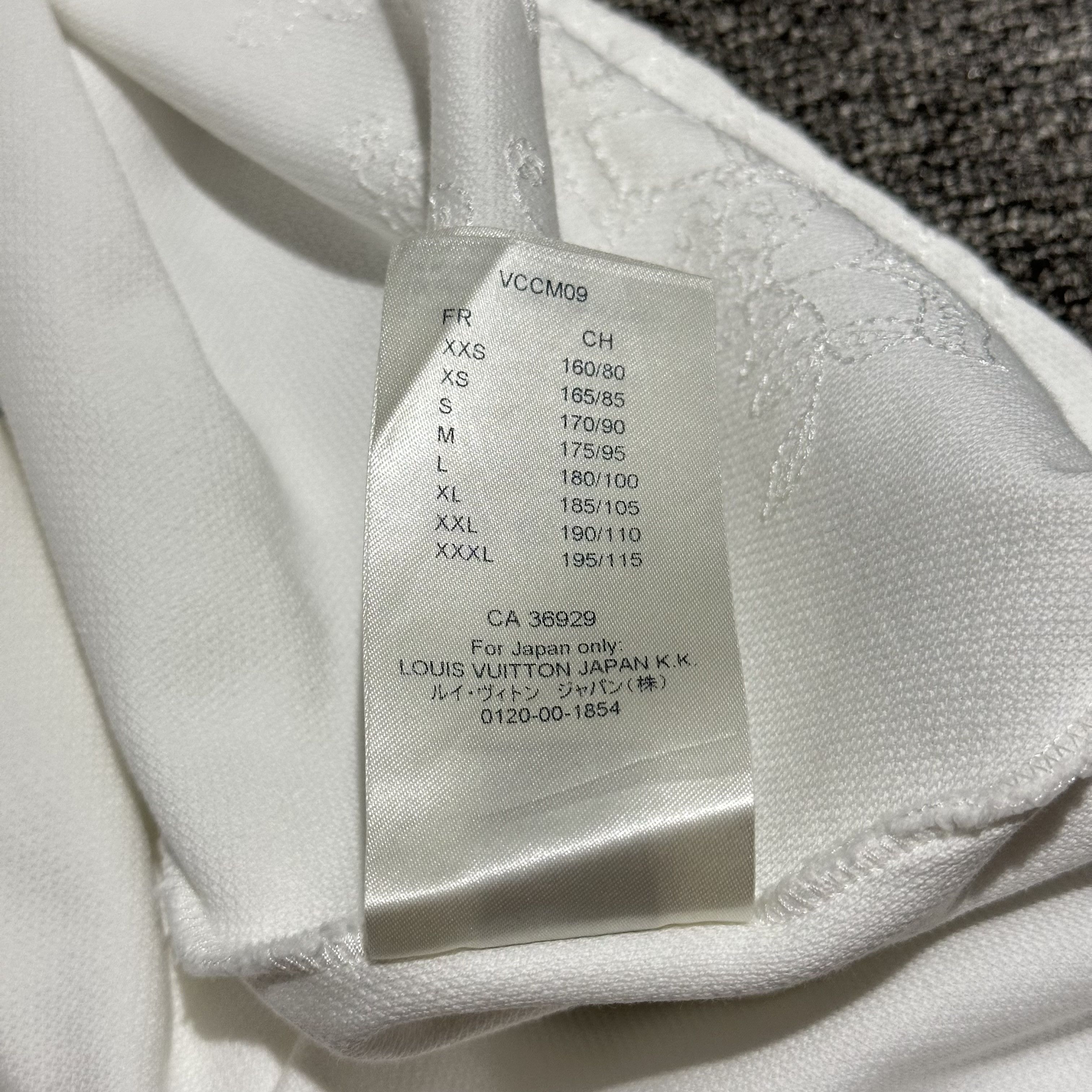 Louis Vuitton Louis Vuitton Embroidered church Tee Size US L / EU 52-54 / 3 - 10 Thumbnail
