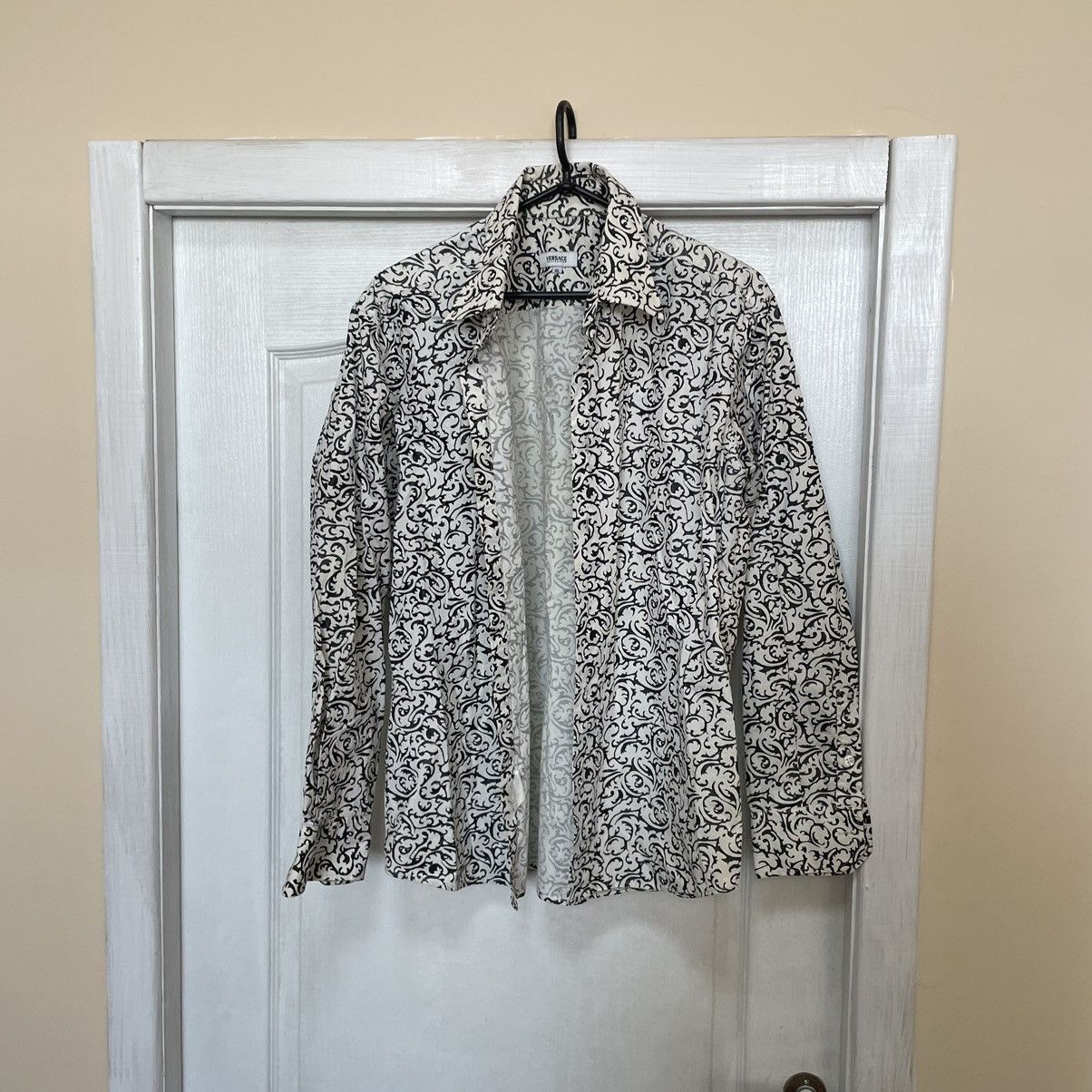 Versace × Vintage Versace rare aztek tee monogram Shirt Button up long Size US XL / EU 56 / 4 - 1 Thumbnail