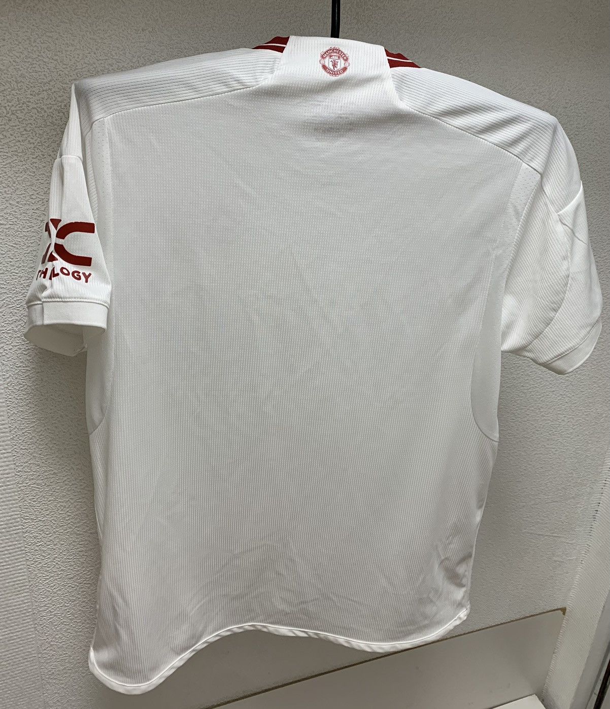 Adidas Manchester United adidas soccer jersey 2023 L white MANU Size US L / EU 52-54 / 3 - 2 Thumbnail