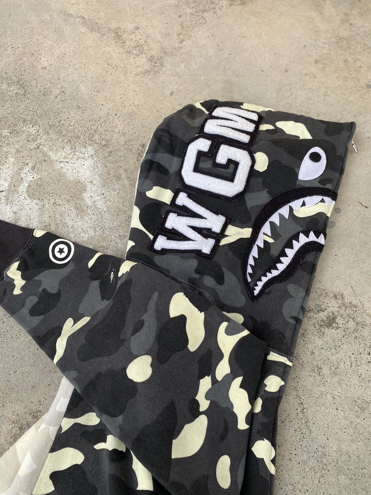 Bape City Camo Shark Half Full Zip Hoodie Size US M / EU 48-50 / 2 - 4 Thumbnail