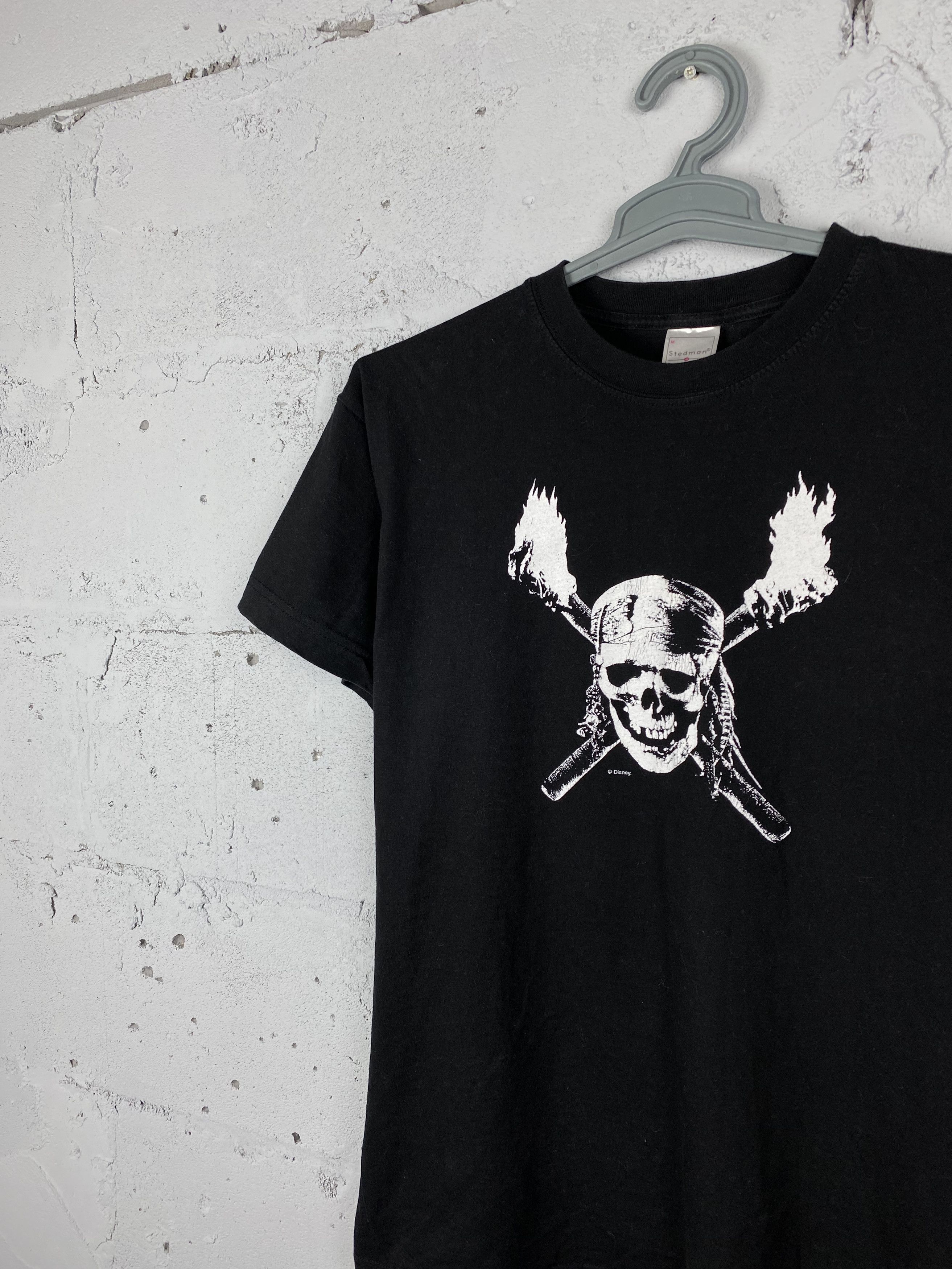 Band Tees × Vintage Vintage Disney Pirates of the Caribbean movie art tee shirt Size US M / EU 48-50 / 2 - 2 Thumbnail