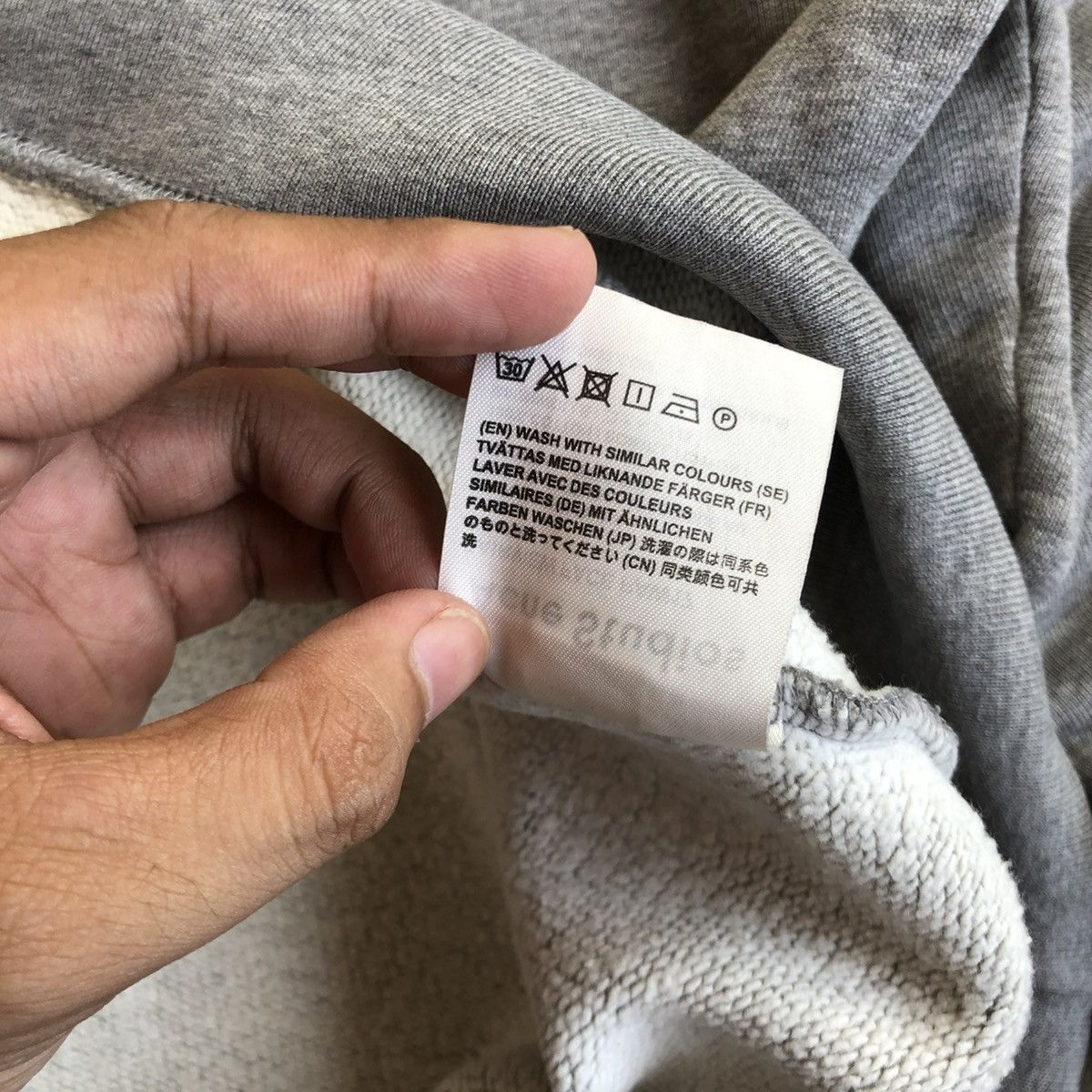Acne Studios Acne Studios Fairview Face PAW17 Patch Logo Crewneck Grey Size US XL / EU 56 / 4 - 12 Thumbnail