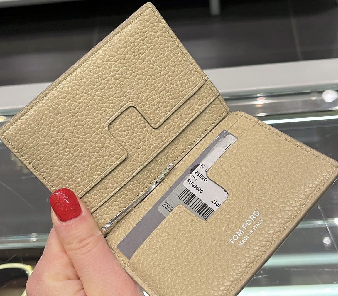 Tom Ford o1loc1c0825 Size: OS / Wallet in Beige Size ONE SIZE - 2 Thumbnail