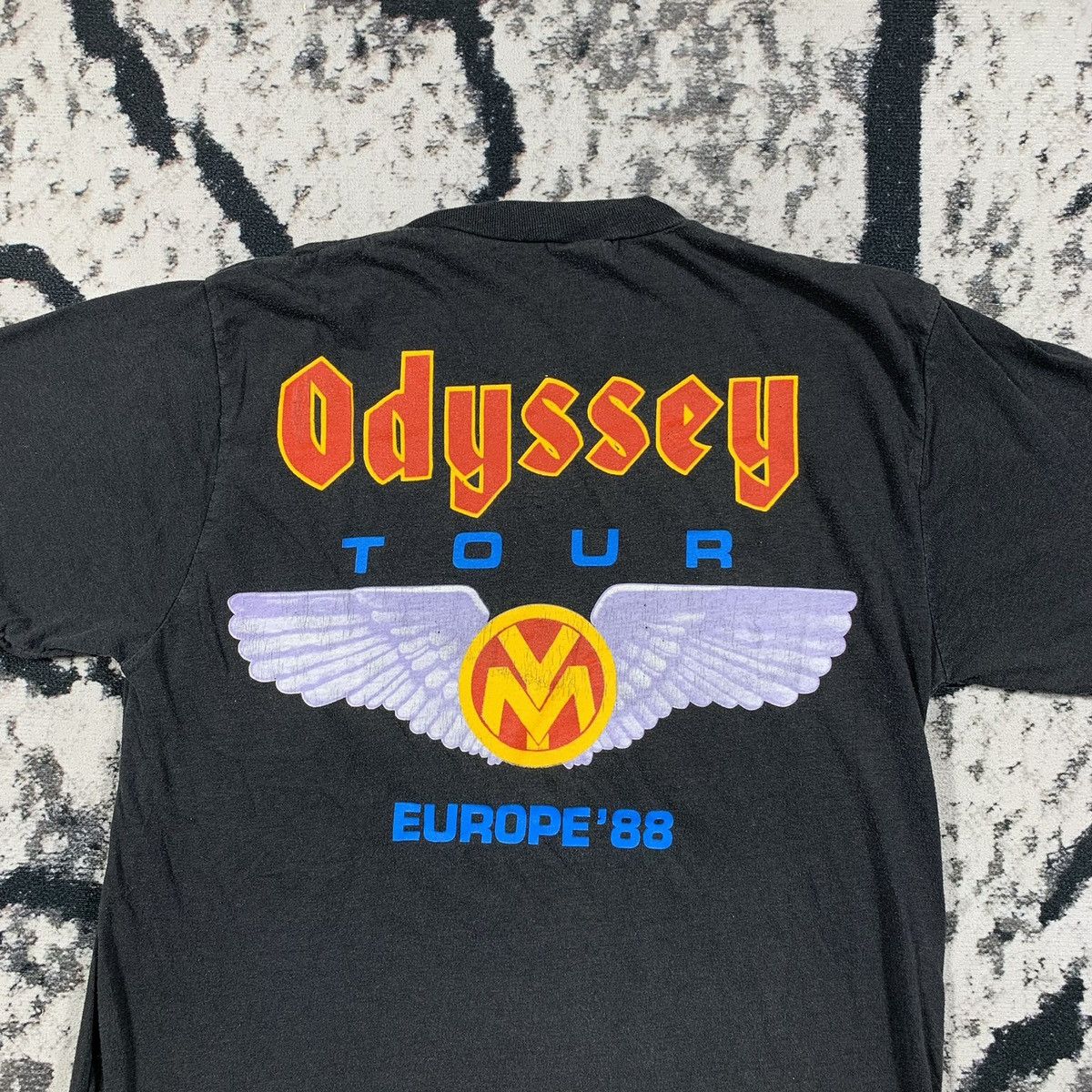 Vintage Vintage 1988 Yngwie Malmsteen Rare T-shirt Oddysey Tour 80s Size US S / EU 44-46 / 1 - 4 Thumbnail