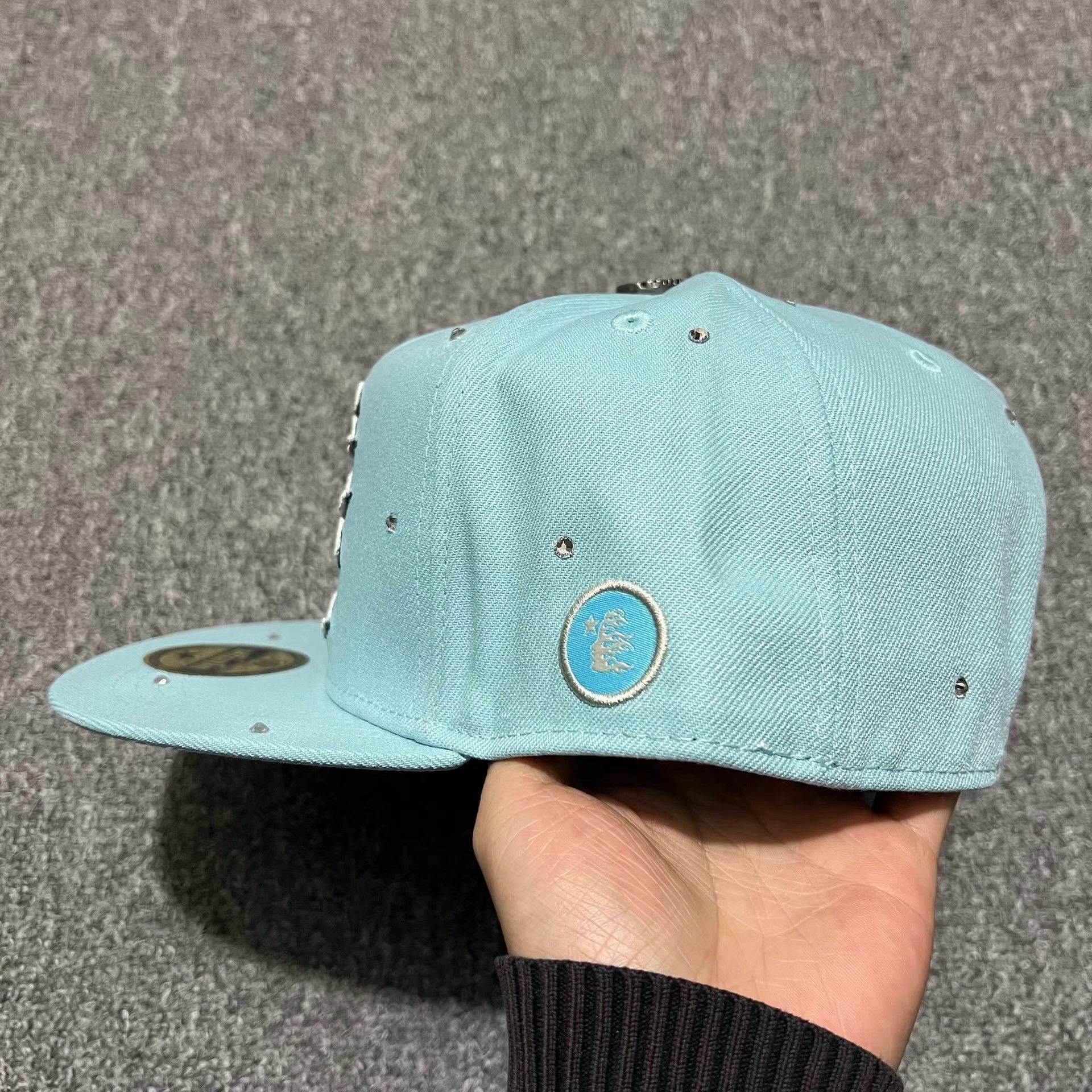 HELLSTAR HellstarClassicRhinestoneEmbroideredFlatBrimBaseballCap Q7 Size ONE SIZE - 8 Thumbnail