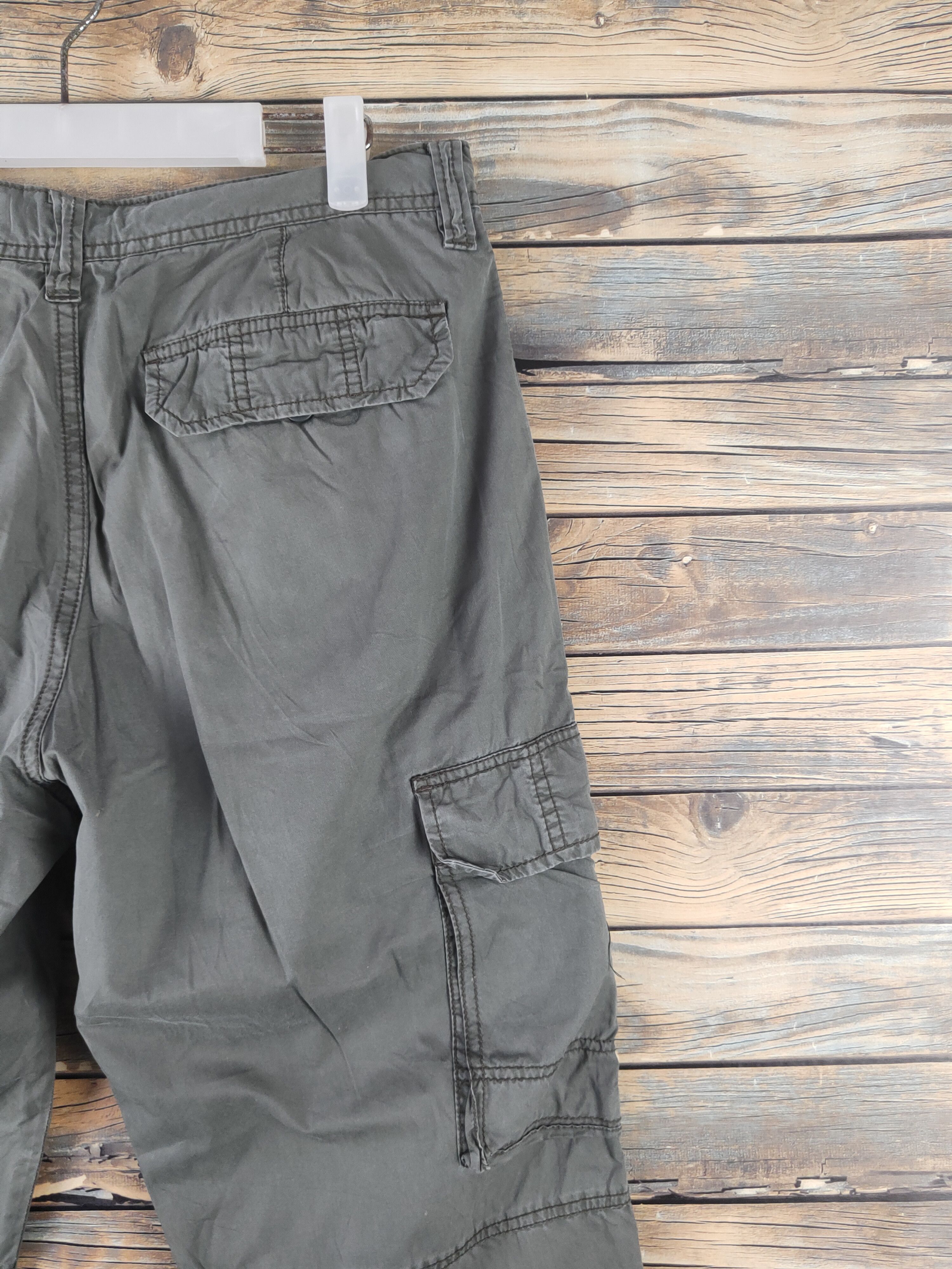 Japanese Brand DL Uniqlo Dark Green Multipocket Cargo Pants #1921 Size US 32 / EU 48 - 10 Thumbnail