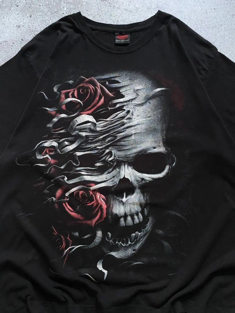 Other VINTAGE SPIRAL OVER PRINT SKULL LOGO T SHIRT Size US XL / EU 56 / 4 - 5 Thumbnail