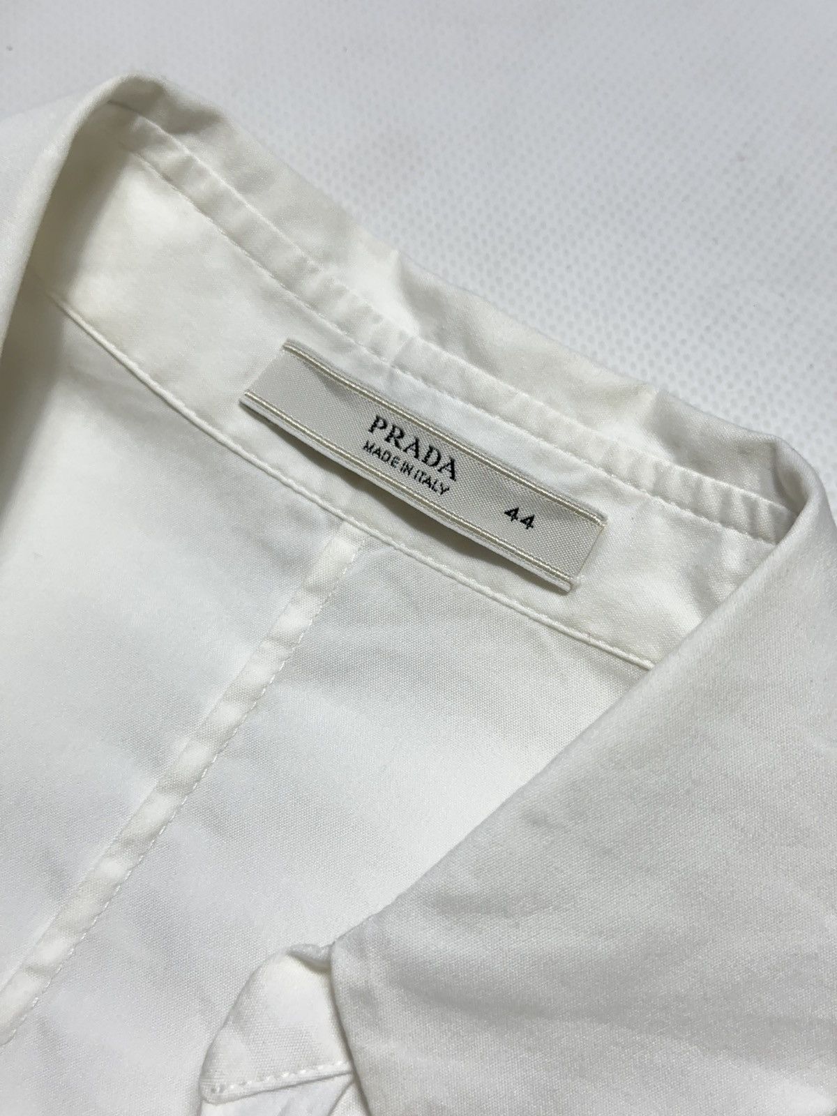 Prada Rare 2009 Prada White Tied Blouse Size M / US 6-8 / IT 42-44 - 4 Thumbnail