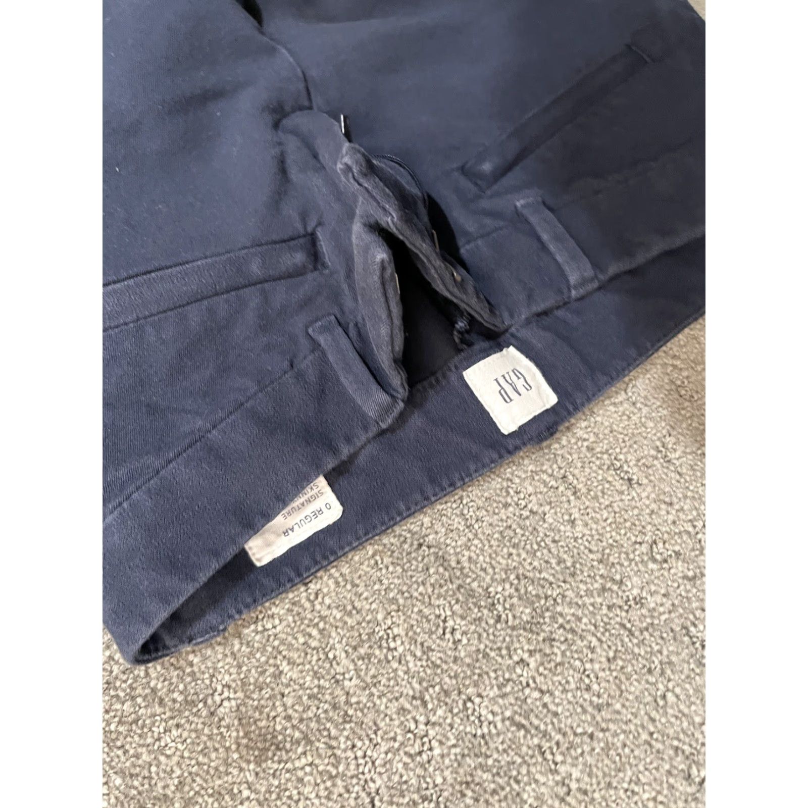 Gap Gap Pants Women Size 0 Regular Signature Skinny Ankle Navy Blue Stretch Denim Pants Women Regular 0 Skinny Ankle Navy Blue Gap Signature Stretch Size 25" / US 0 / IT 36 - 5 Thumbnail