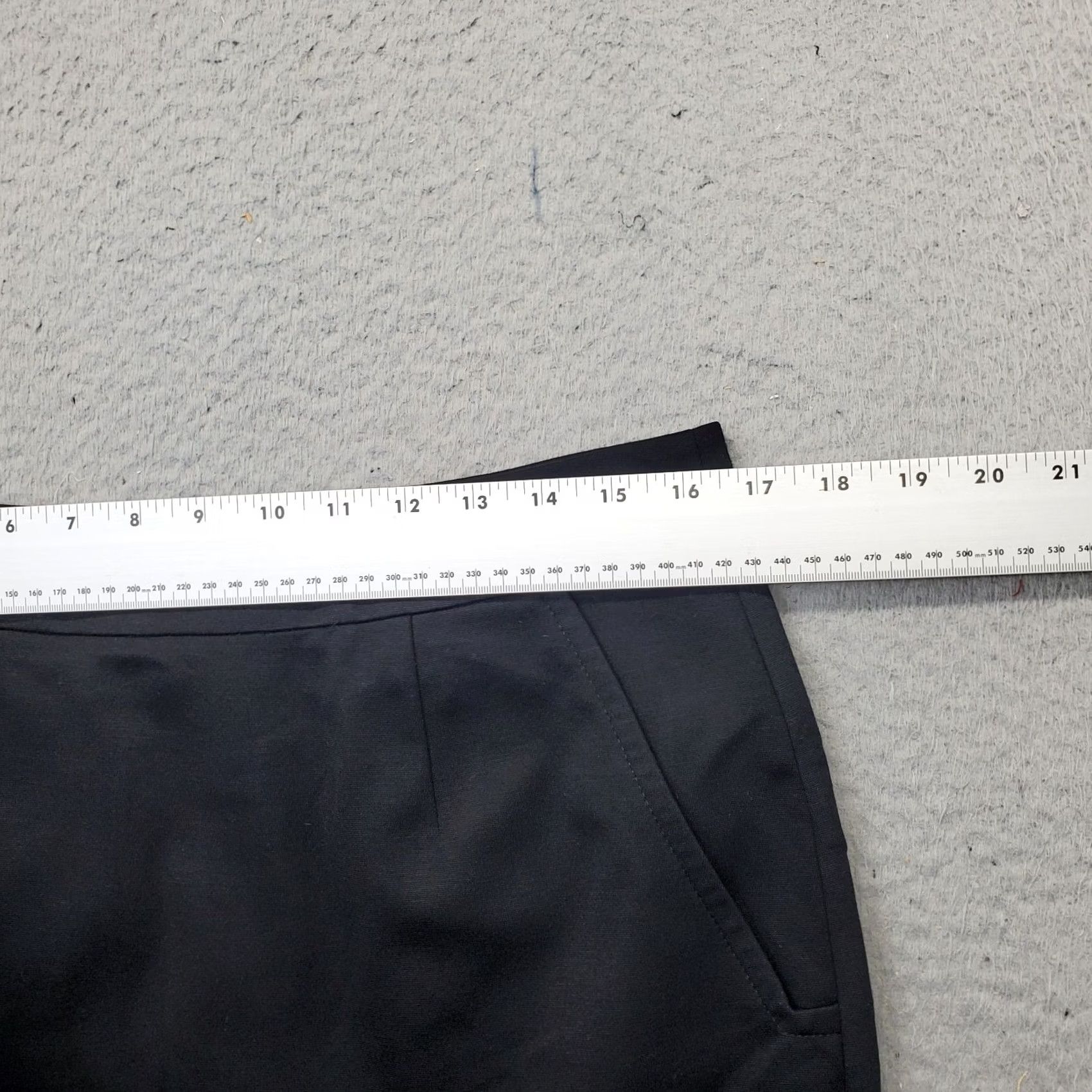 Trina Turk Trina Turk Skirt Womens 10 Black Stretch High Waist Back Zip Pencil Straight Womens Size 10 Black Stretch Pencil Skirt Size 32" / US 10 / IT 46 - 4 Thumbnail