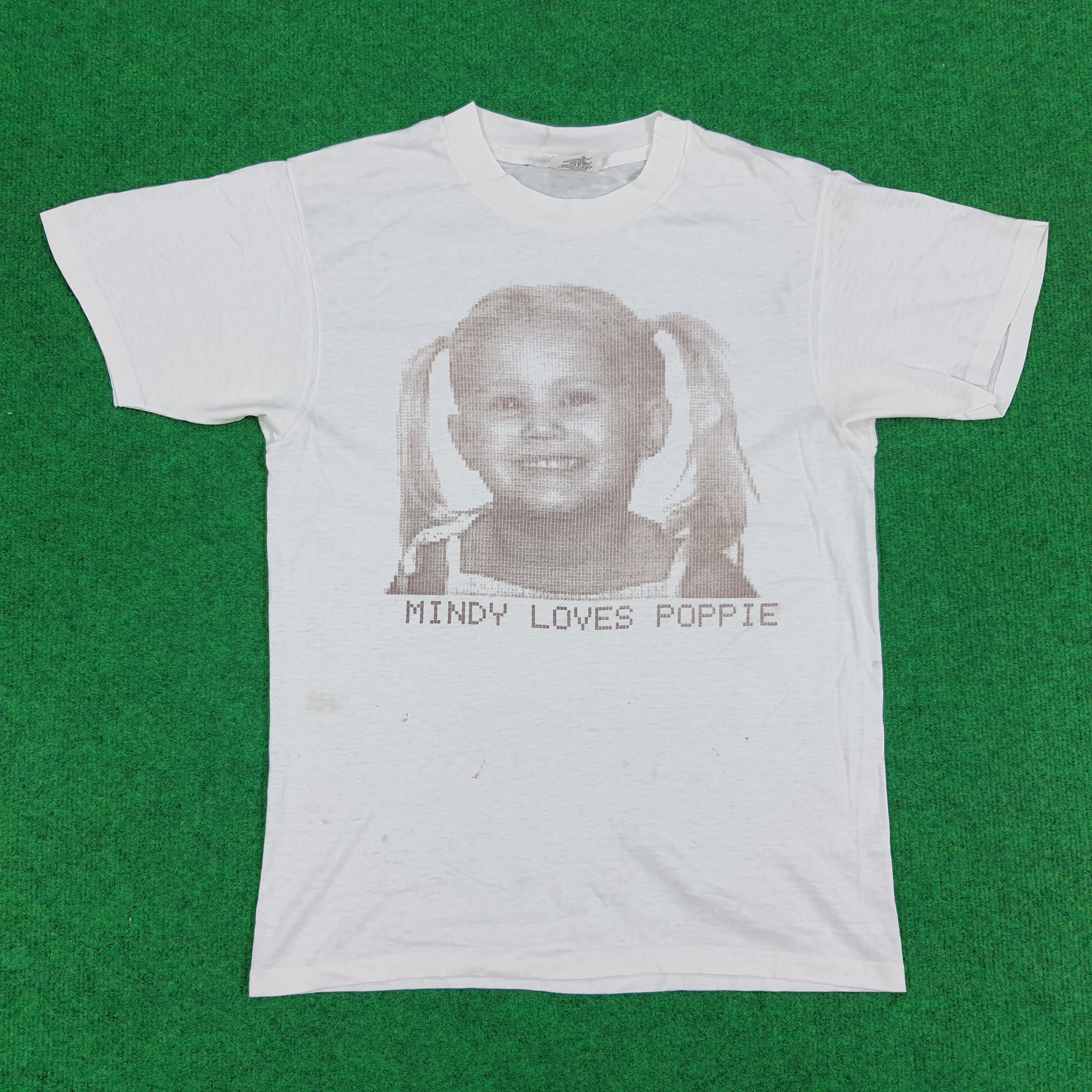 Vintage Mindy Loves Poppie Streetwear Phototee Tshirt