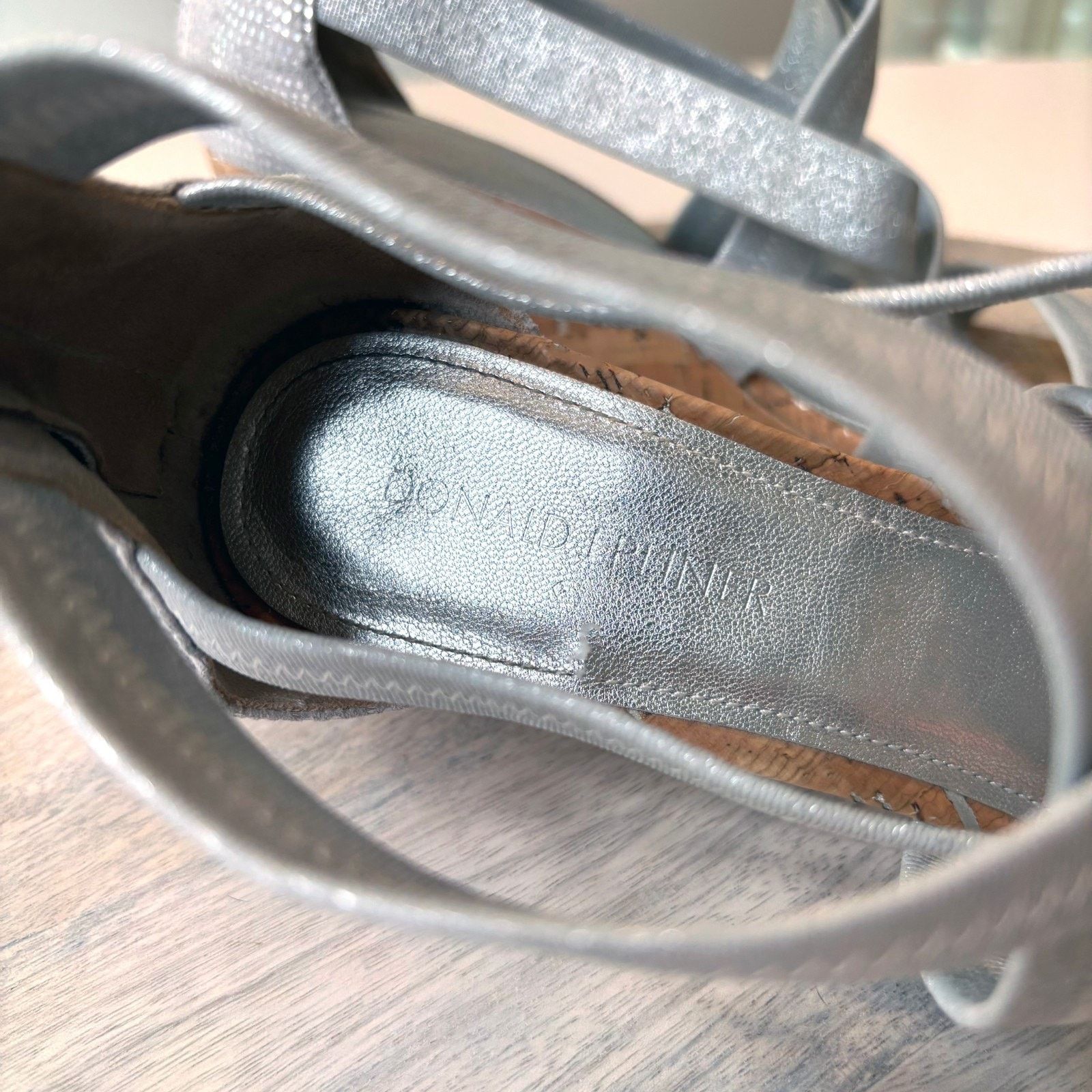Donald Pliner Donald J Pliner Jemi Silve Wedge Sandals 8.5 Cork Heels Size US 8.5 / IT 38.5 - 8 Thumbnail