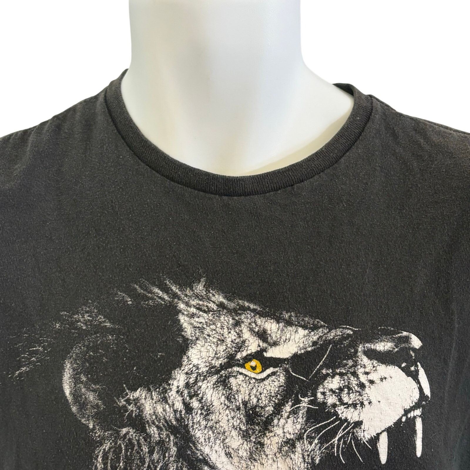 Gildan Vintage Jesus Religious Black T-Shirt. Size Medium Size US M / EU 48-50 / 2 - 4 Thumbnail