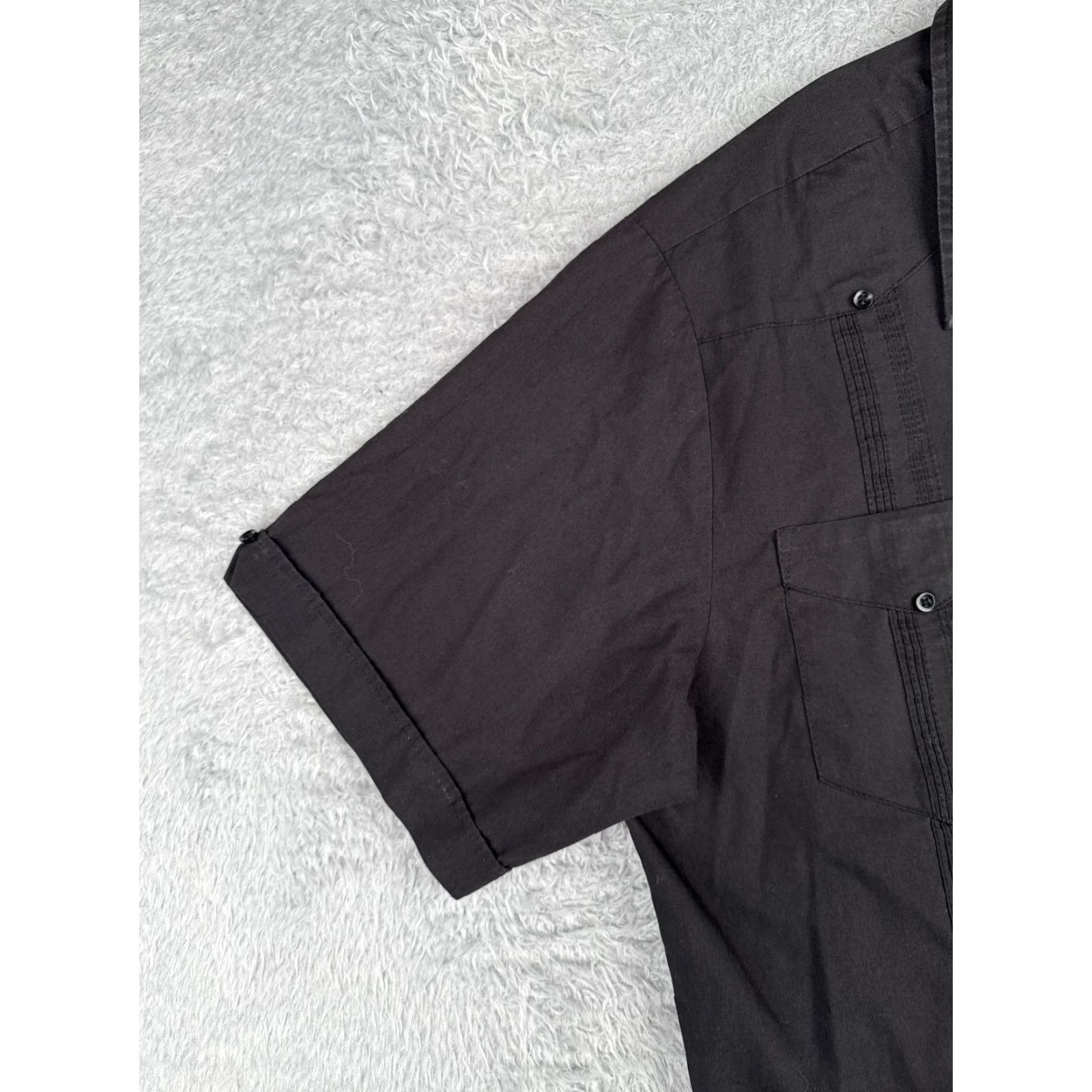 Vintage VINTAGE Solero Guayabera Shirt Adult XL Black Polyester Blend 4 Pocket Button-Up Short Sleeve Mens Size US XL / EU 56 / 4 - 3 Thumbnail