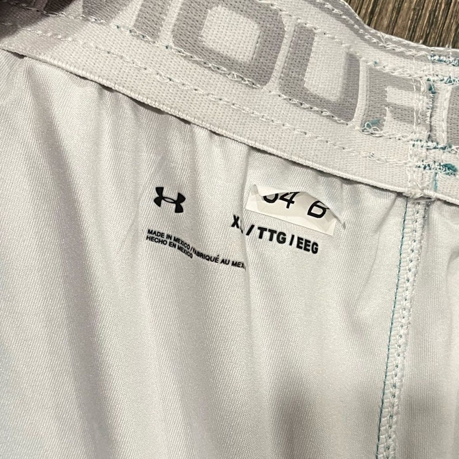 Under Armour Under Armor Elastic Waist Athletic Basetball Shorts Size XS Size US 28 / EU 44 - 3 Thumbnail