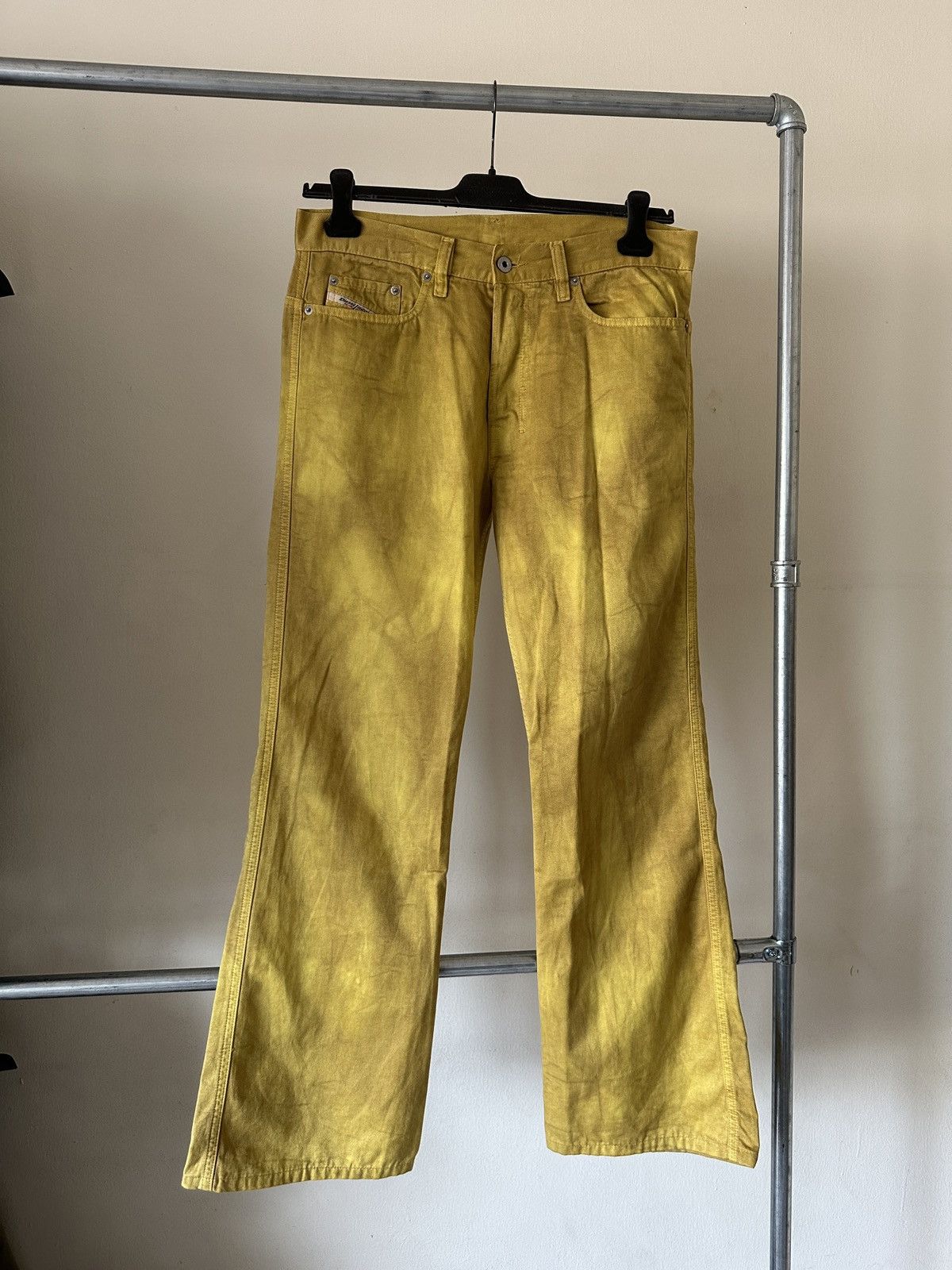 Diesel 2000s Diesel Dirty Stain Yellow flare Jeans Size US 32 / EU 48 - 1 Thumbnail