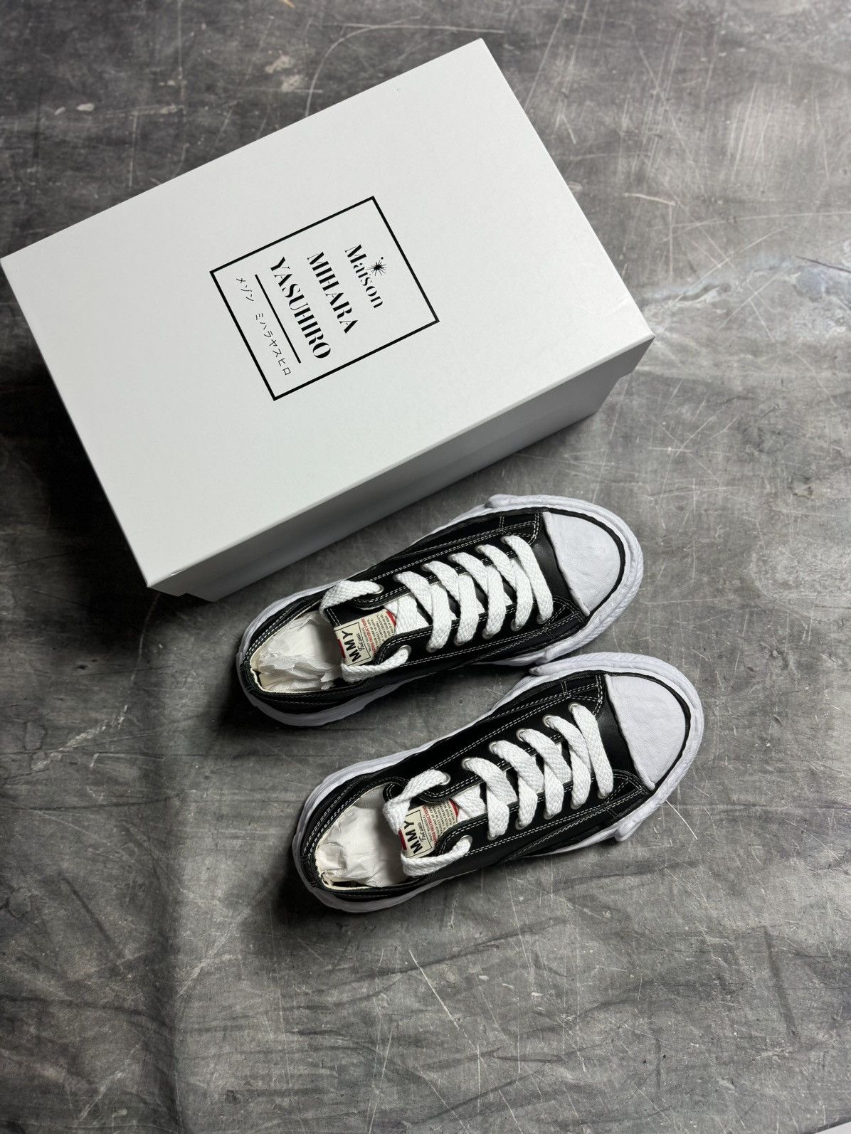 Maison MIHARA YASUHIRO Maison Mihara Yasuhiro Leather Sole Sneakers Size US 11 / EU 44 - 2 Thumbnail