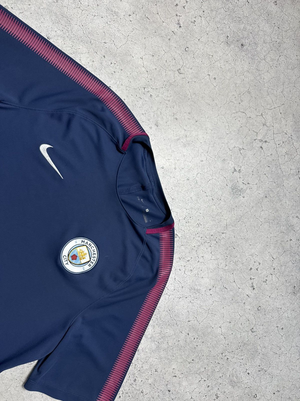 Nike × Vintage Nike FC Manchester City Soccer Training Shirt Jersey Size US XL / EU 56 / 4 - 5 Thumbnail