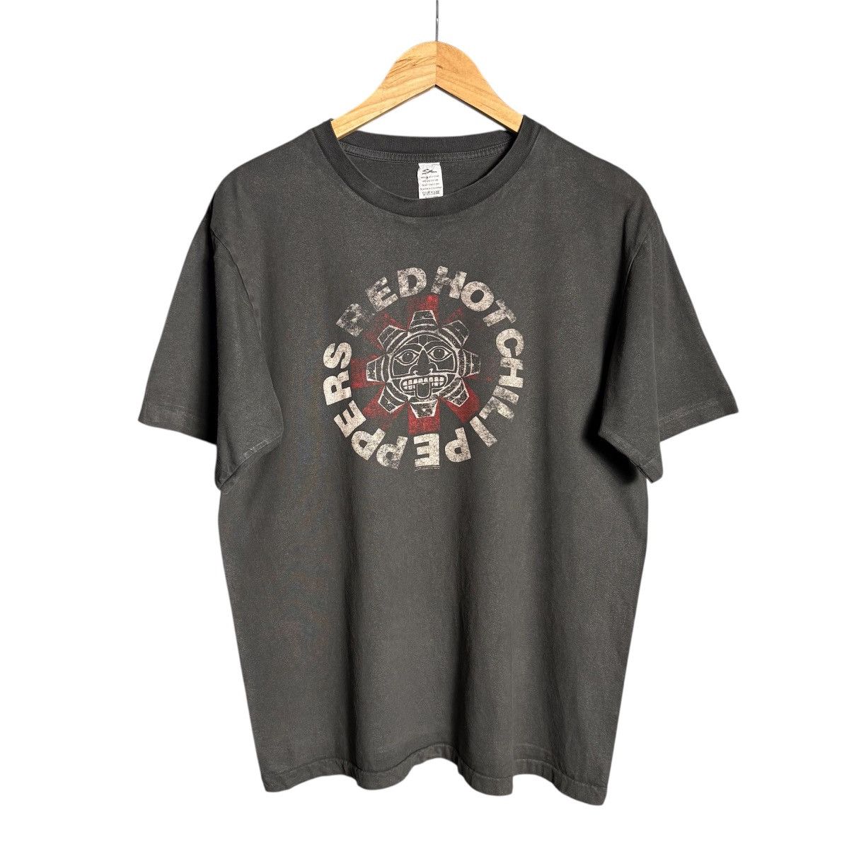 Band Tees Vintage 90s Red Hot Chili Peppers Distressed Band Tees Size US L / EU 52-54 / 3 - 1 Thumbnail
