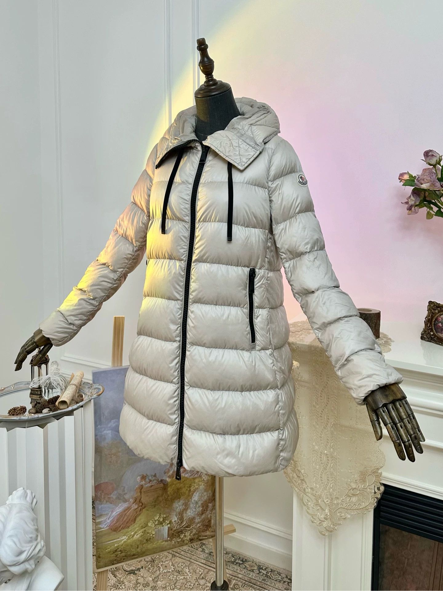 Moncler Moncler Suyen Logo Hooded Down Coat Women's White-Grey 1 Size XS / US 0-2 / IT 36-38 - 3 Thumbnail