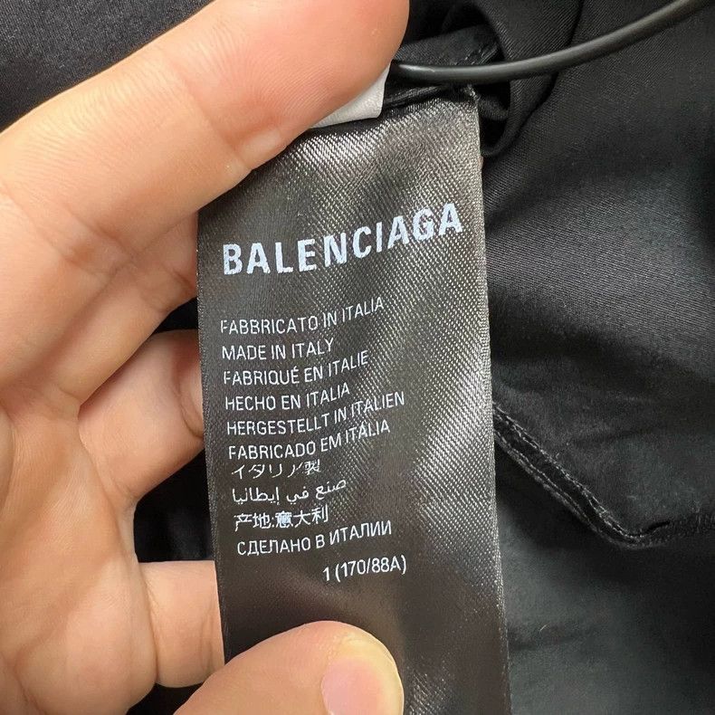 Balenciaga Balenciaga Black the Year of the Loong limited unicorn arm Size US M / EU 48-50 / 2 - 5 Thumbnail