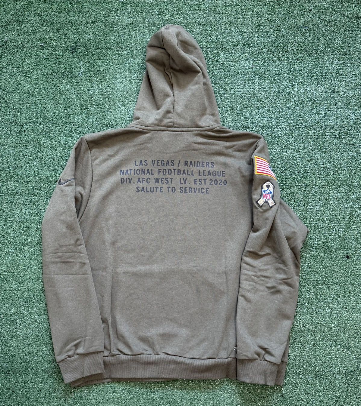 Nike Nike Las Vegas Raiders 2025 Salute To Service Hoodie Size US XXL / EU 58 / 5 - 3 Thumbnail