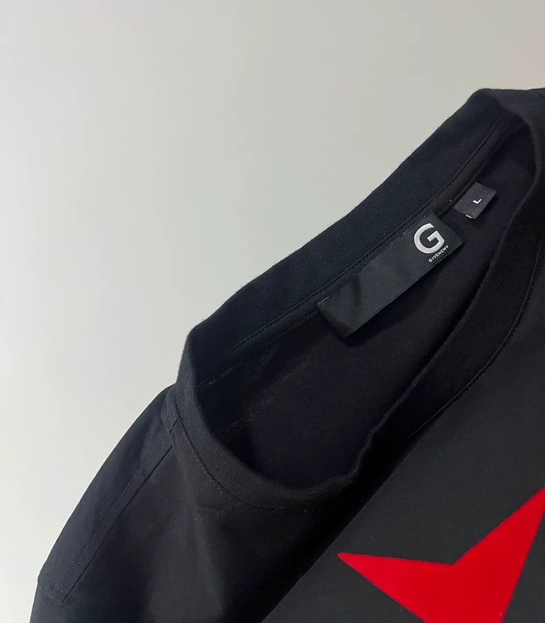 Givenchy Givenchy Givenchy Men's Short Sleeve Tshirt -2507 Size US L / EU 52-54 / 3 - 5 Thumbnail