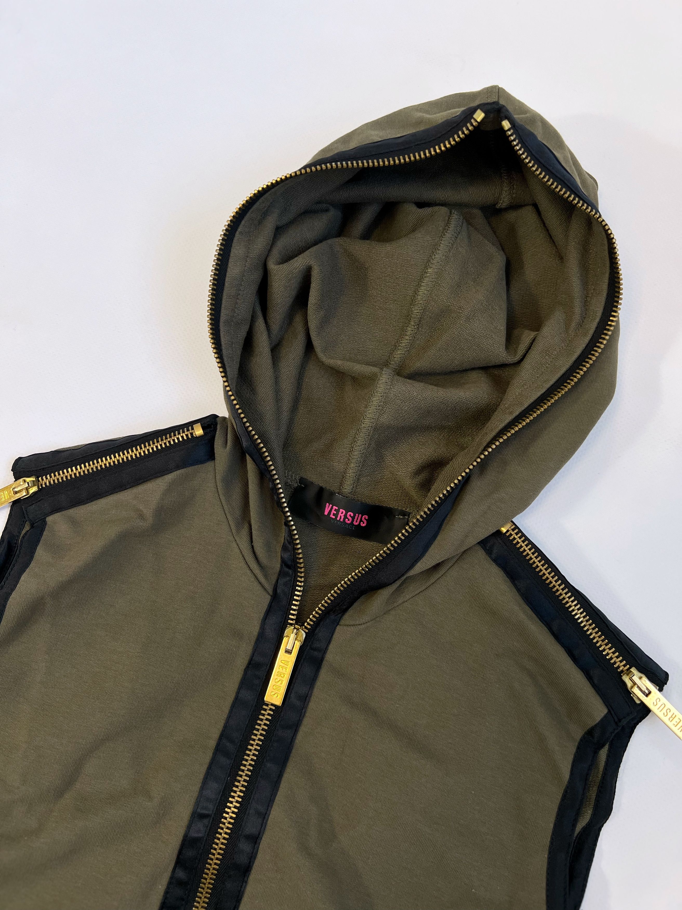 Japanese Brand Versus Versace vest vintage silk zip Size S / US 4 / IT 40 - 4 Thumbnail
