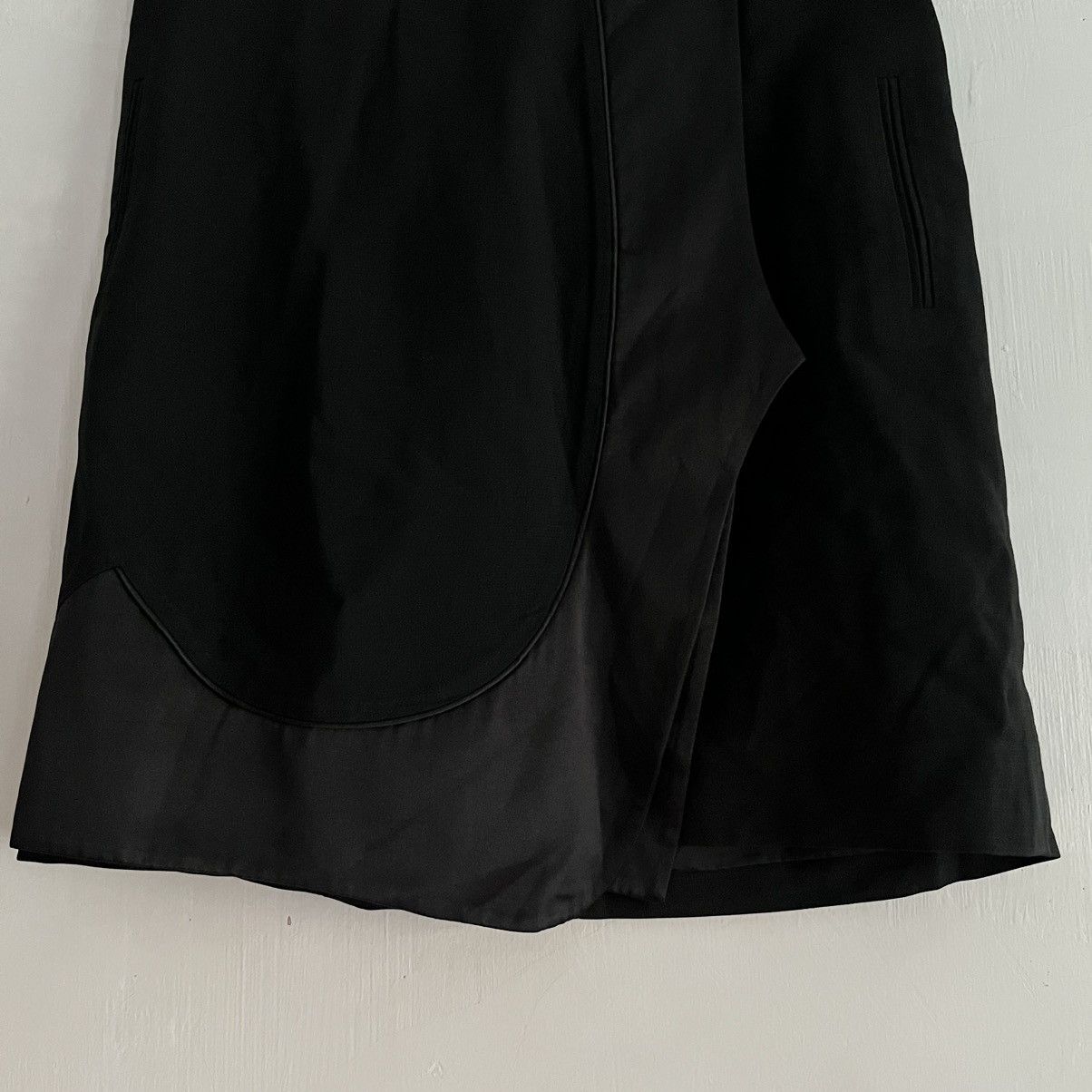 Givenchy Givenchy Flared Mini Skirt Size 25" / US 0 / IT 36 - 2 Thumbnail