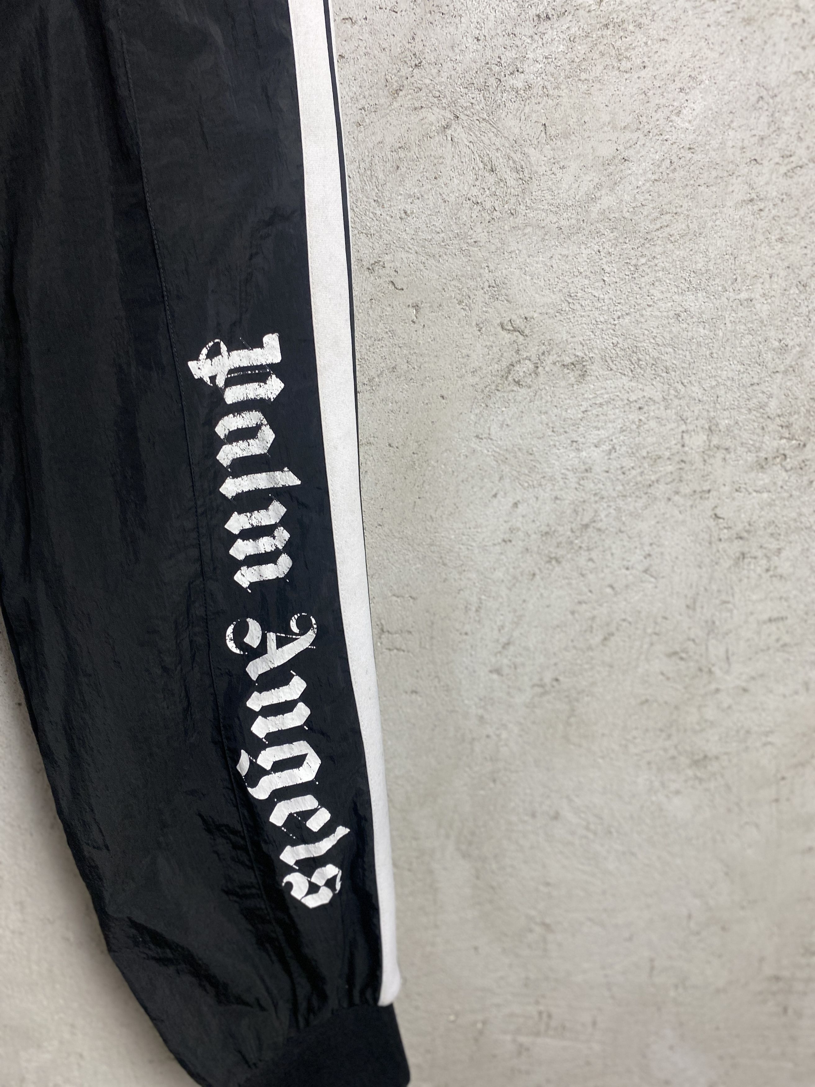 Palm Angels Palm Angels track pants joggers big logo Size US 26 / EU 42 - 2 Thumbnail