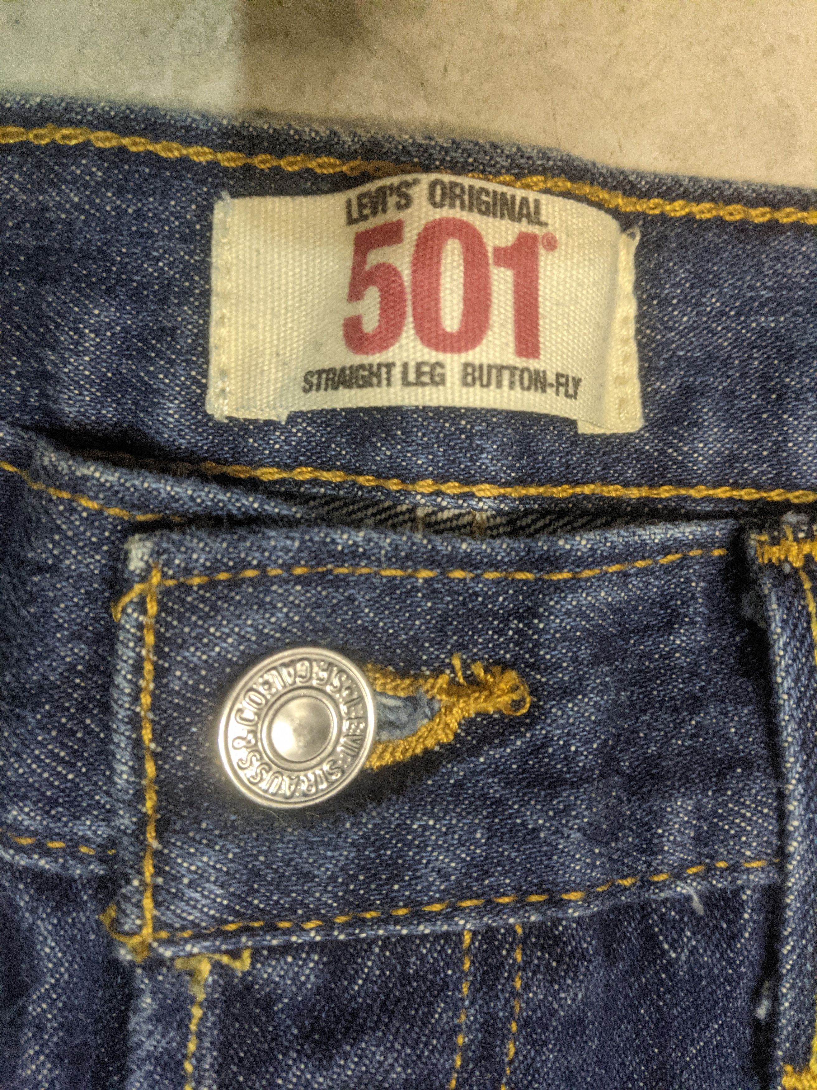 Levi's Levis 501 Straight Leg Button Fly Size US 36 / EU 52 - 4 Thumbnail