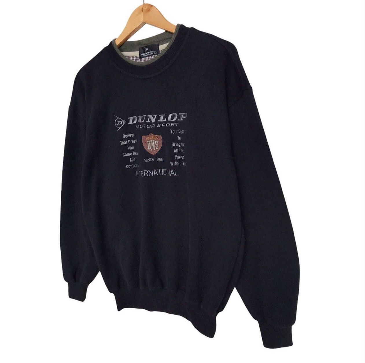 Dunlop × Japanese Brand × Vintage Vintage Dunlop Sweatshirt Dunlop Black Sweatshirt Size US L / EU 52-54 / 3 - 2 Thumbnail
