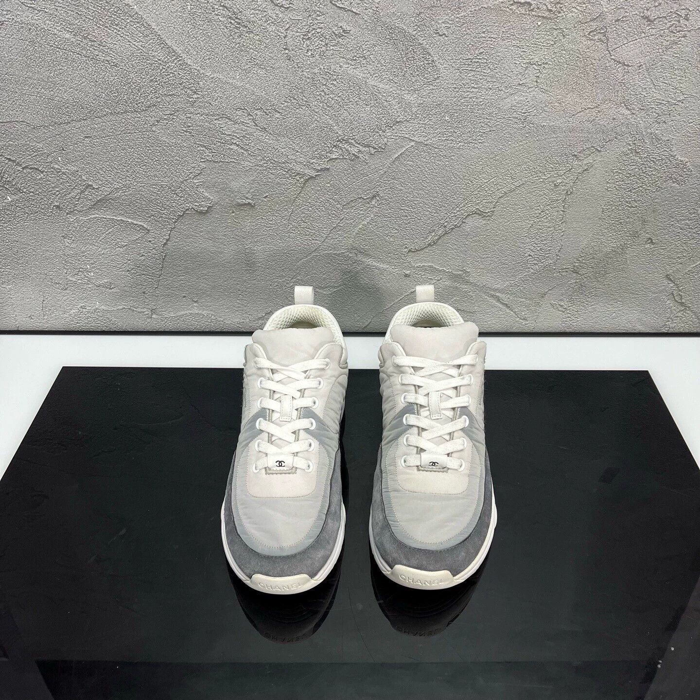 Chanel Chanel Classic CC Sneakers 37.5 99 New Worn Once Size US 6.5 / IT 36.5 - 2 Thumbnail