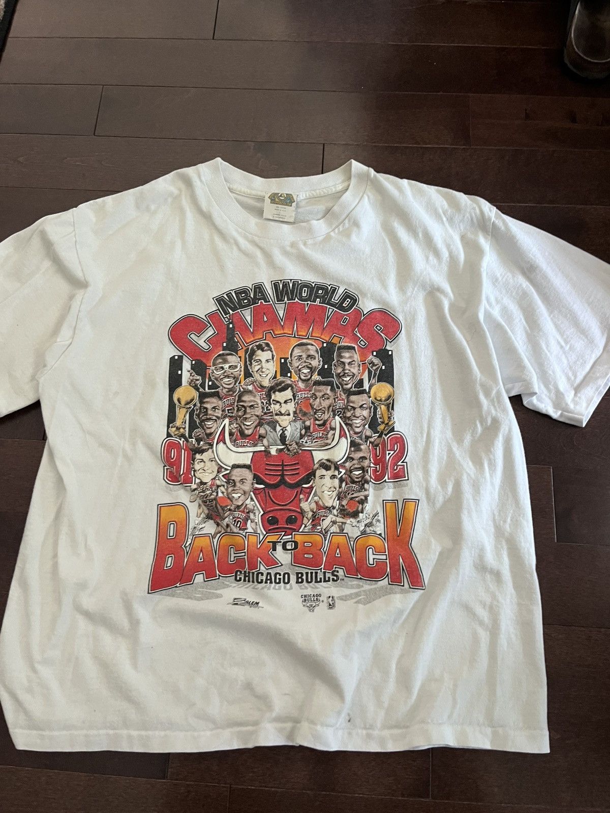 Vintage Vtg Chicago Bulls NBA Champs 1991 /92 RARE Caricature Tee Size US L / EU 52-54 / 3 - 1 Thumbnail