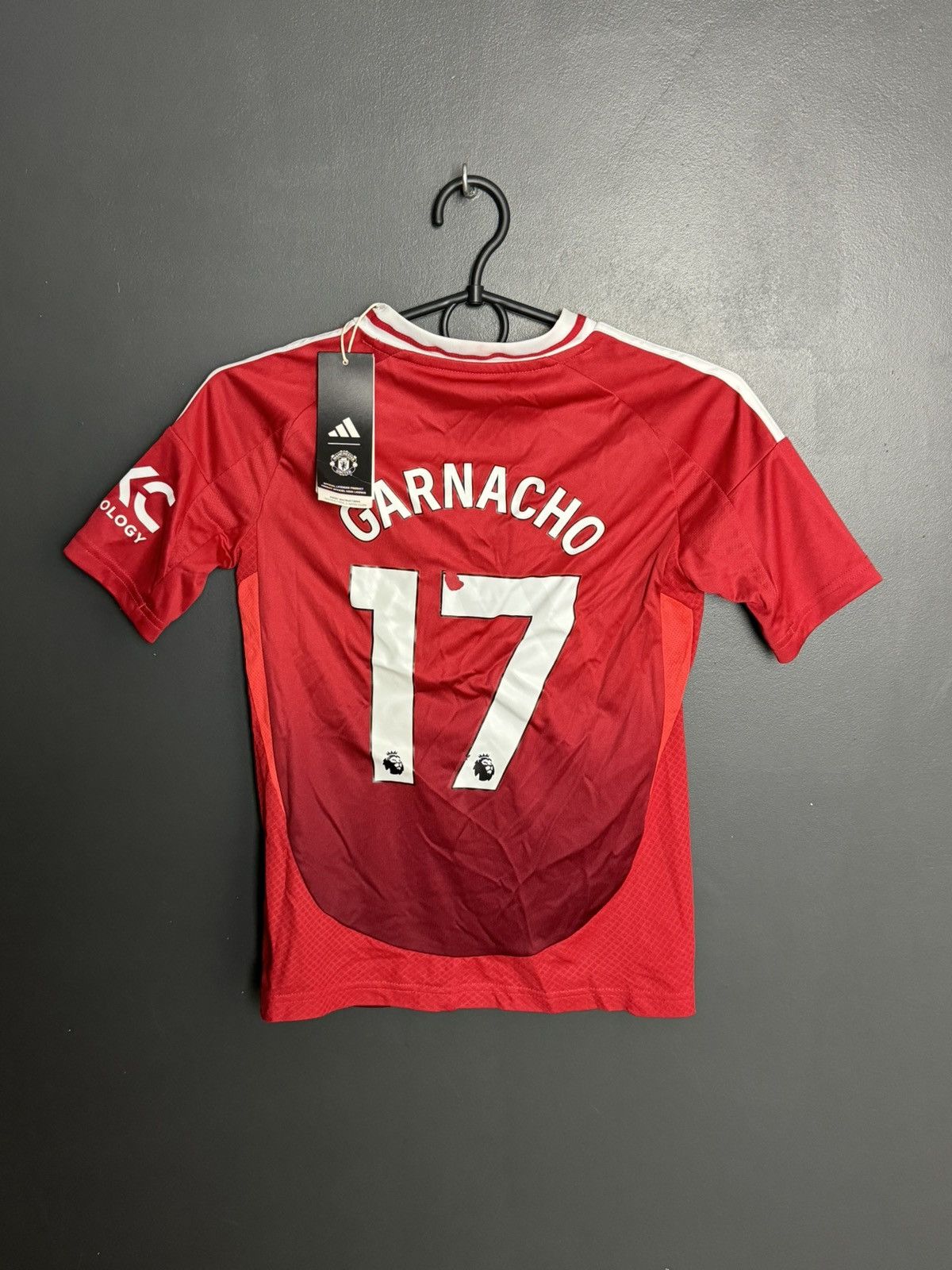 Adidas KIDS Manchester United 24/25 Home Garnacho Football Jersey Size US XS / EU 42 / 0 - 1 Thumbnail