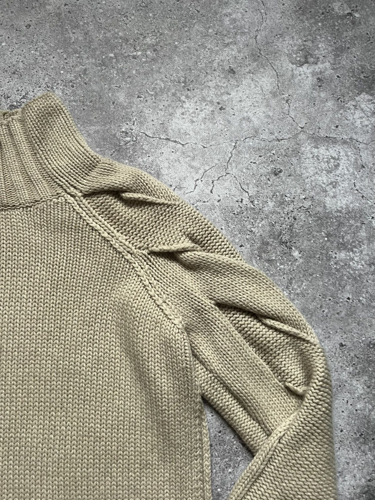 Burberry Burberry Knitted Asymetrical Sample Sweater Made in Italy Size L / US 10 / IT 46 - 5 Thumbnail