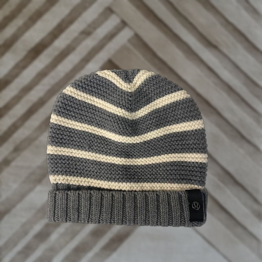 Lululemon Lululemon Beanie Hat Striped Knit Gray/Ivory O/S Women One Size Logo Knit Beanie Size ONE SIZE - 1 Thumbnail