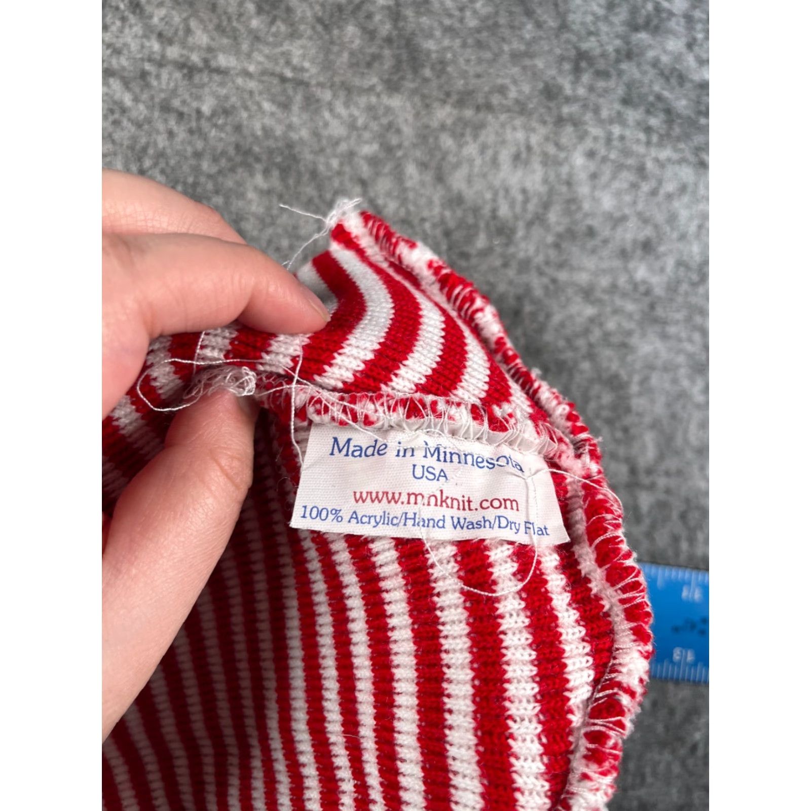 Vintage Love Your Melon Ronald McDonald House Charities Beanie Toque Unisex Adults OS Red Stripe Knit Acrylic Hat/Cap Logo Knit Beanie Size ONE SIZE - 7 Thumbnail