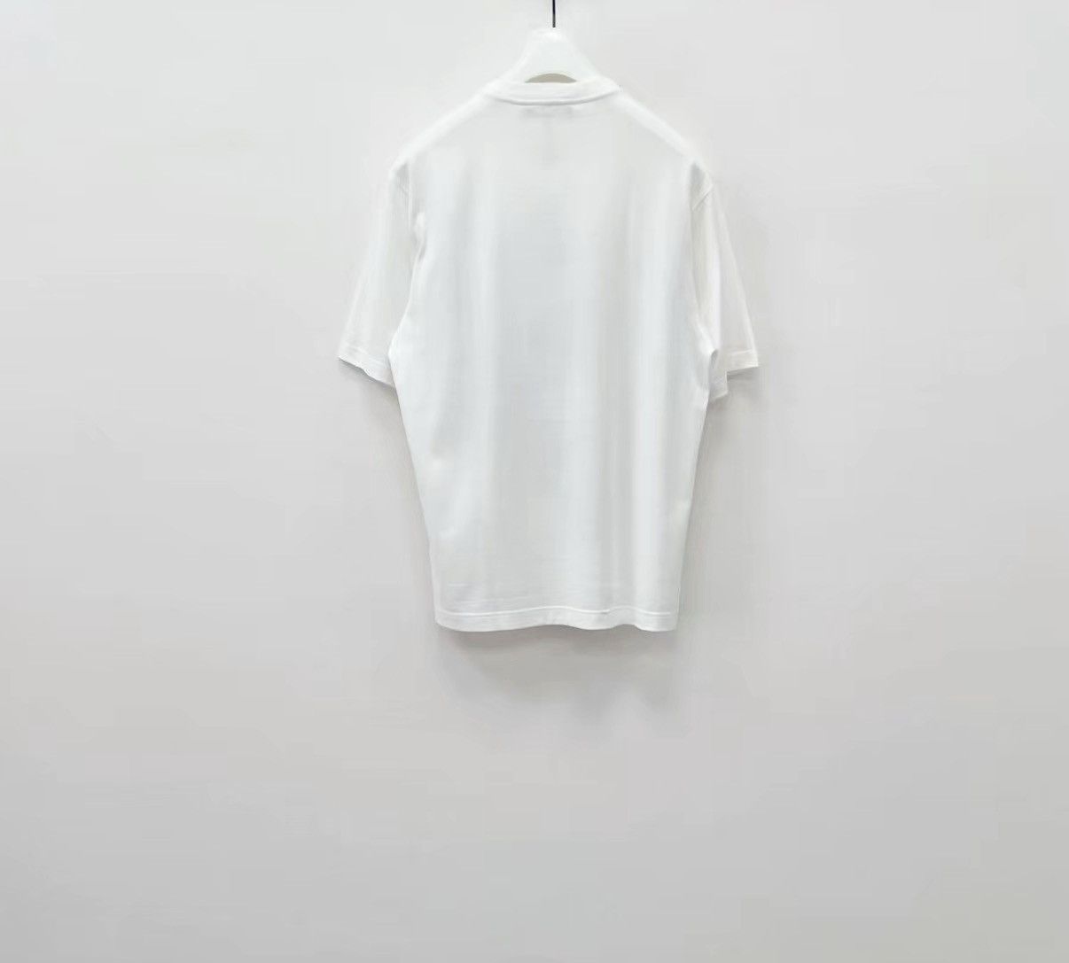 Dsquared2 DSQUARED2 100% Cotton Relaxed Fit Short Sleeve T-shirt J30 Size US M / EU 48-50 / 2 - 4 Thumbnail