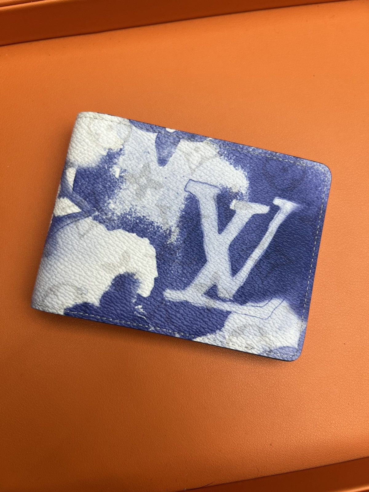 Louis Vuitton Louis Vuitton Watercolor Monogram Size ONE SIZE - 1 Thumbnail