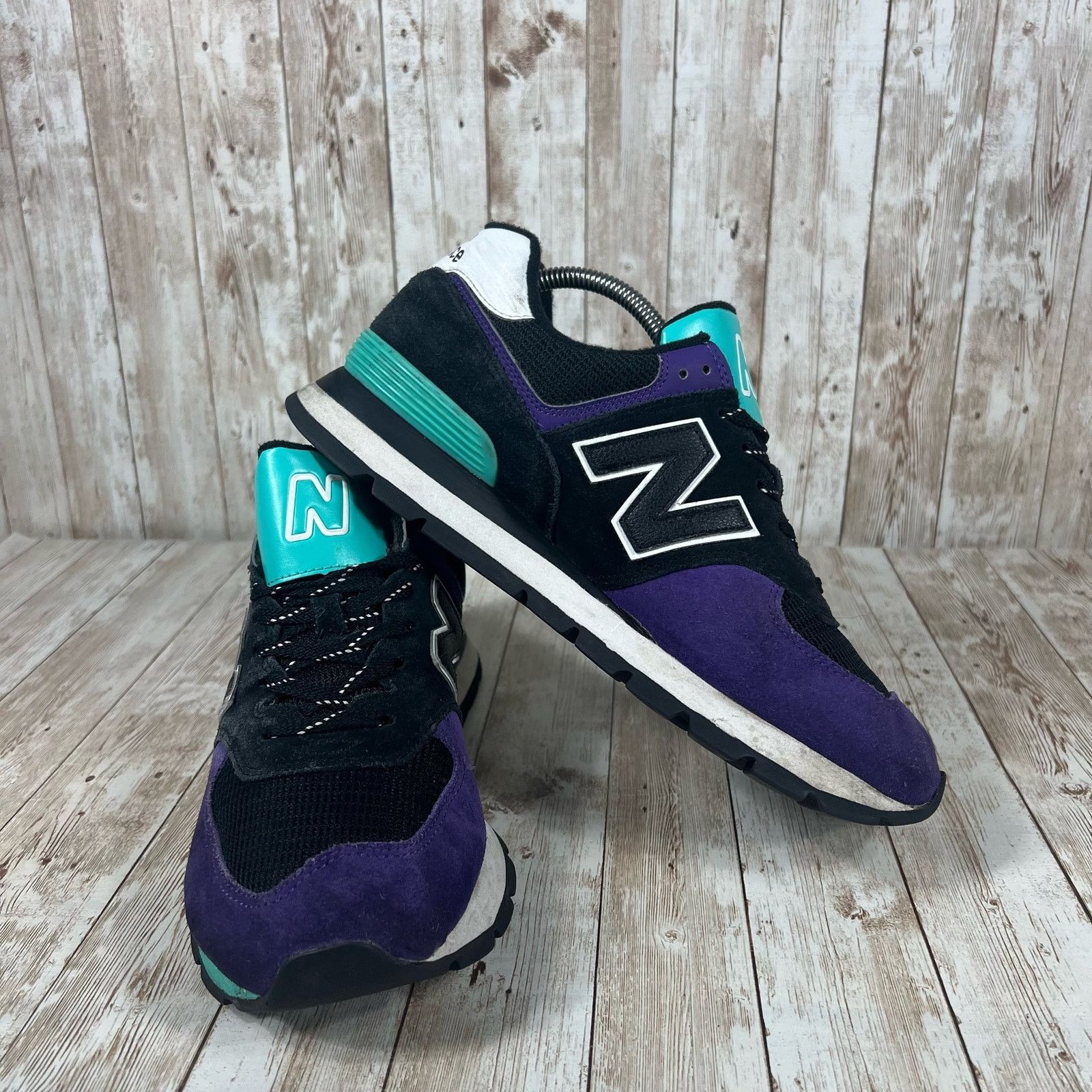 New Balance New Balance 574 Rugged ML574DNT Mens Size 9.5 Size US 9.5 / EU 42-43 - 6 Thumbnail