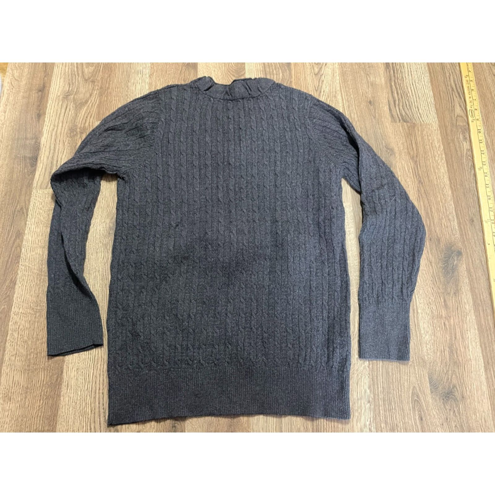 Eddie Bauer Eddie Bauer Sweater Women's Large Gray V-neck Pullover Knit Ribbed Size L / US 10 / IT 46 - 2 Thumbnail