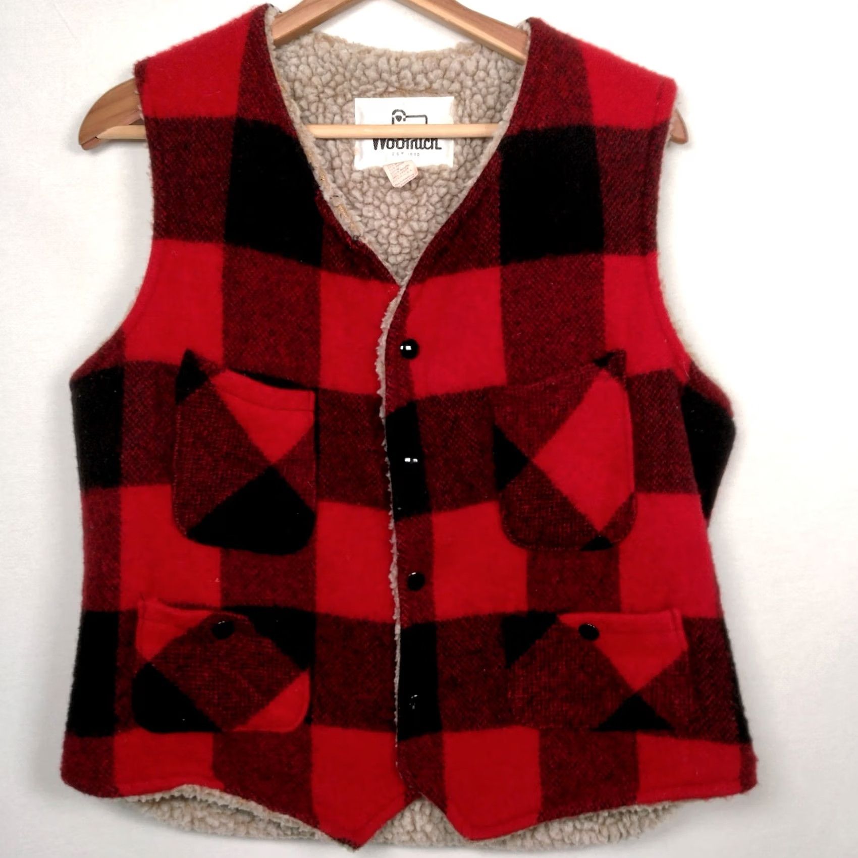 Vintage VINTAGE Woolrich Vest Medium Red Wool Blend Buffalo Plaid Snap Sherpa Lined Work Men M Red Buffalo Plaid Woolrich Vest Size US M / EU 48-50 / 2 - 2 Thumbnail