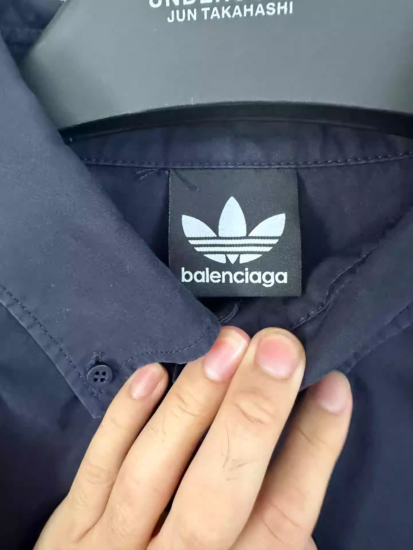 Balenciaga Balenciaga Manchester United co-branded shirts Size US M / EU 48-50 / 2 - 3 Thumbnail