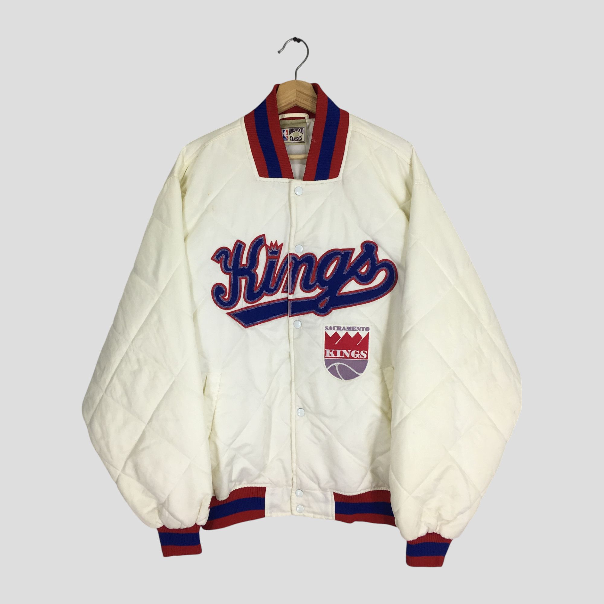 NBA Vintage 90's Sacramento Kings Basketball Sport Jacket Size US XL / EU 56 / 4 - 1 Thumbnail