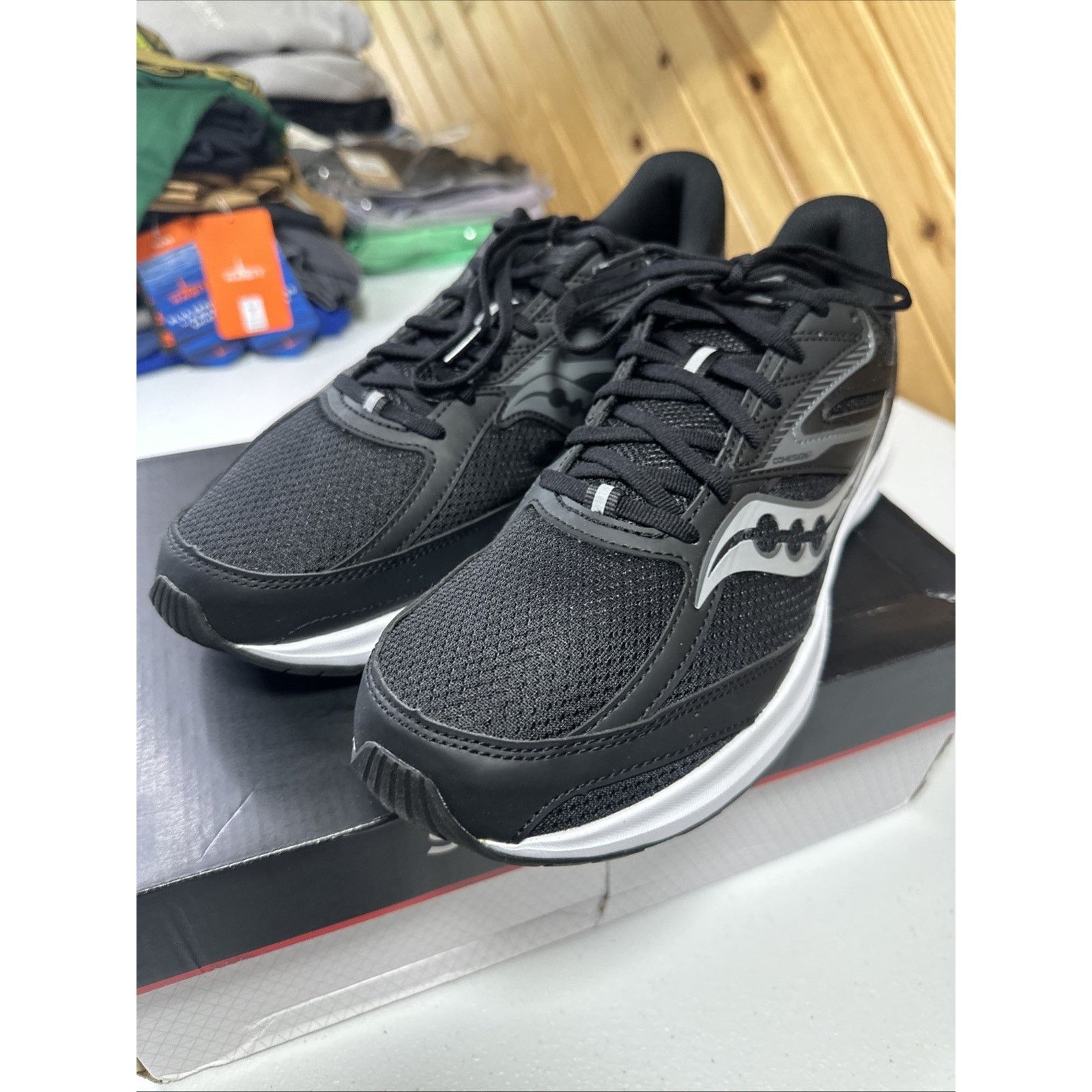 Saucony Man's Sneakers & Athletic Shoes Saucony Cohesion 17 sz 11.5 Size US 11.5 / EU 44-45 - 11 Thumbnail