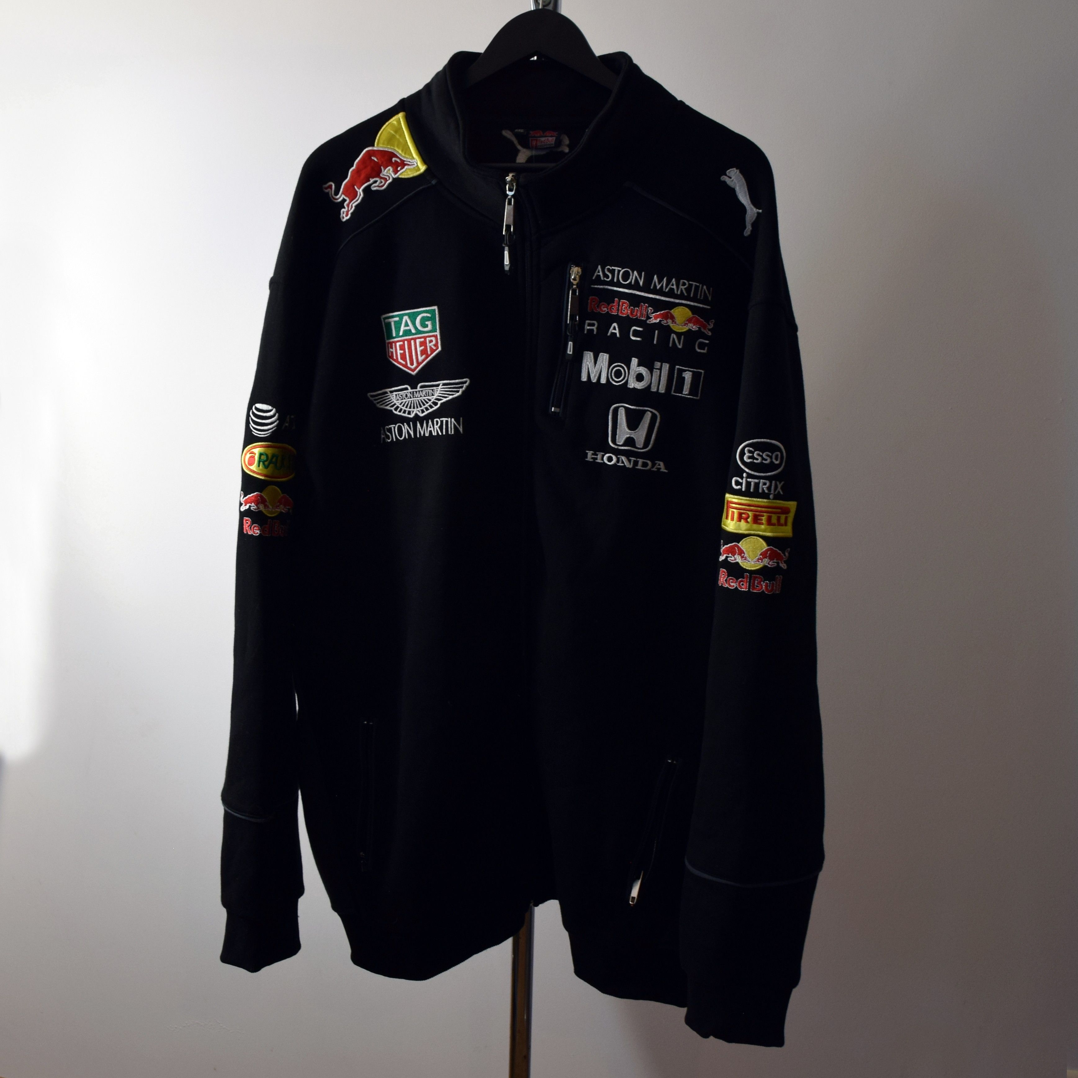 Vintage Vintage 90s Red Bull Racing Jacket hype OG Formula 1 Renault ...