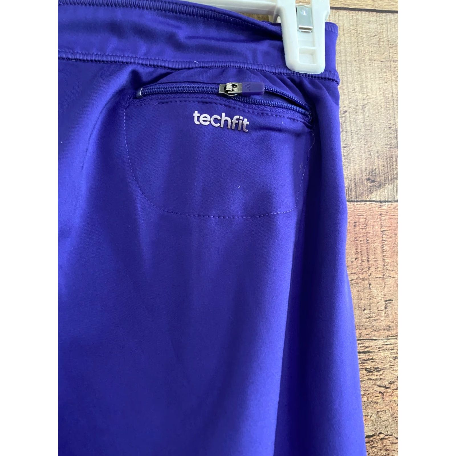 Adidas adidas Capris Women Athletic Workout Pants Purple Size Medium Capris Women Activewear Pants Regular Size M Size 32" / US 10 / IT 46 - 4 Thumbnail